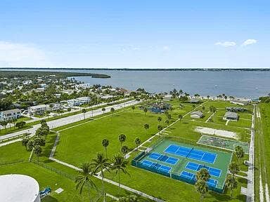 1404 Binney Drive, Fort Pierce, FL 34949 Pickle ball & Tennis, walking and biking