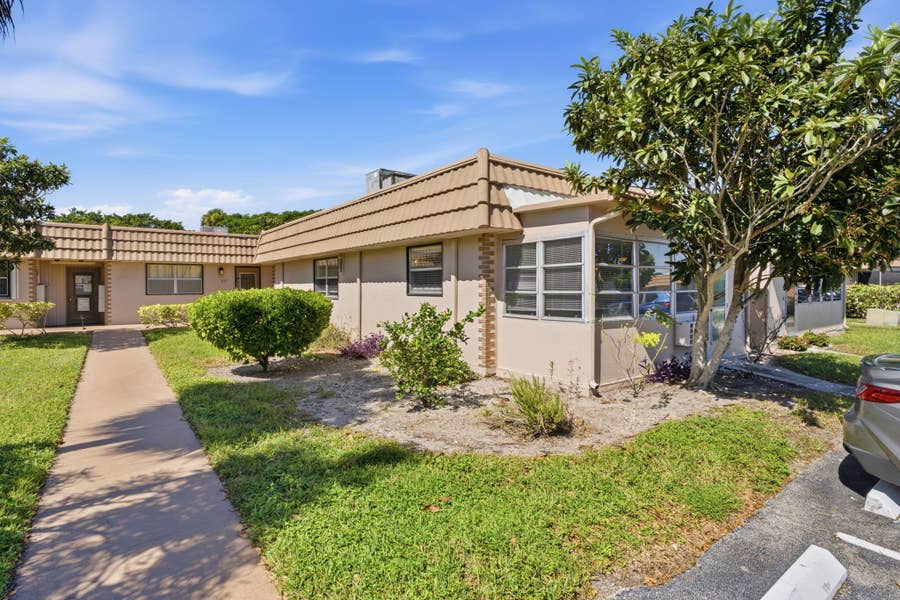 Property photo for 226 Seville Boulevard, Delray Beach, FL
