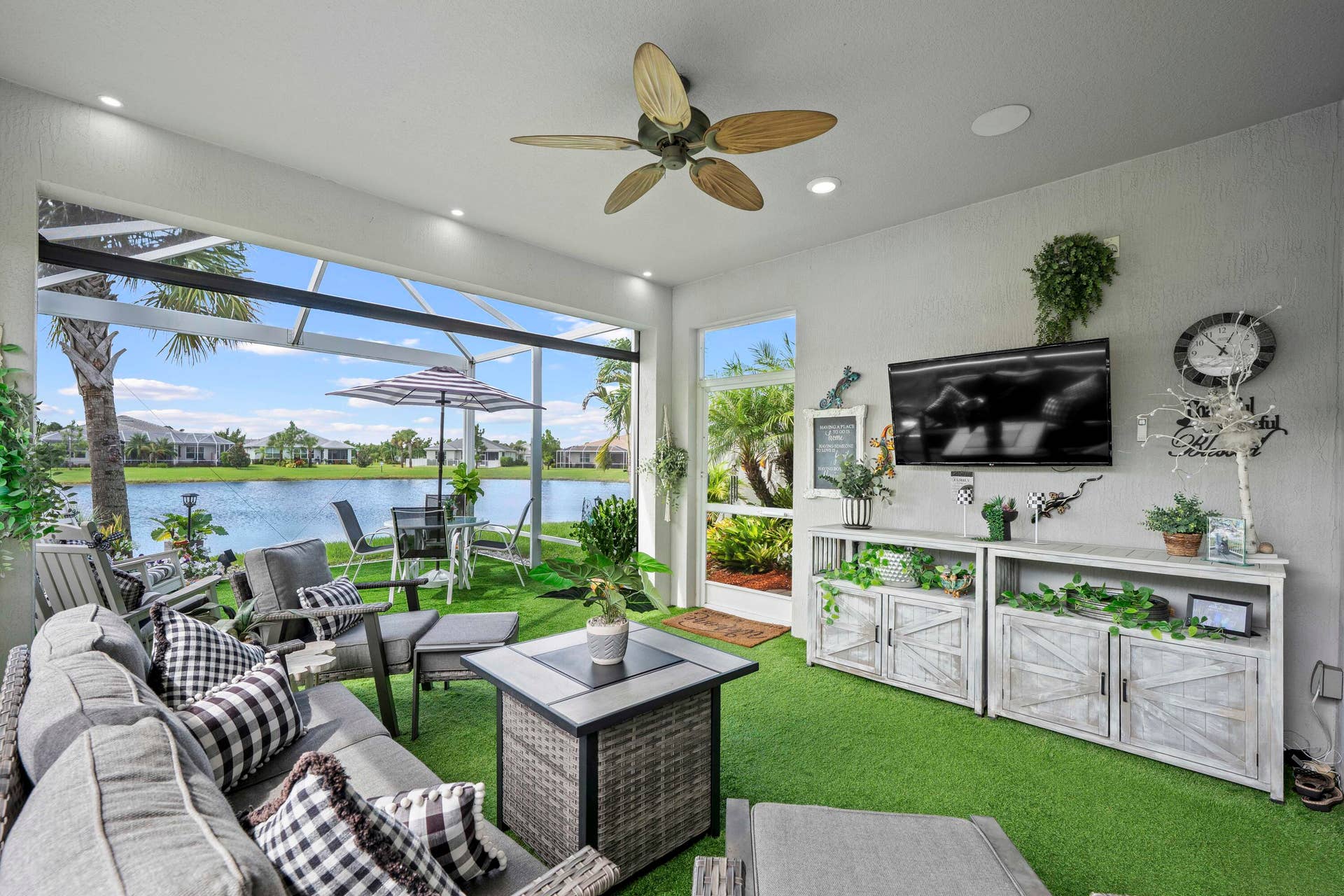 12896 SW GINGERLINE Drive, Port St Lucie, FL 34987 LUX_7564