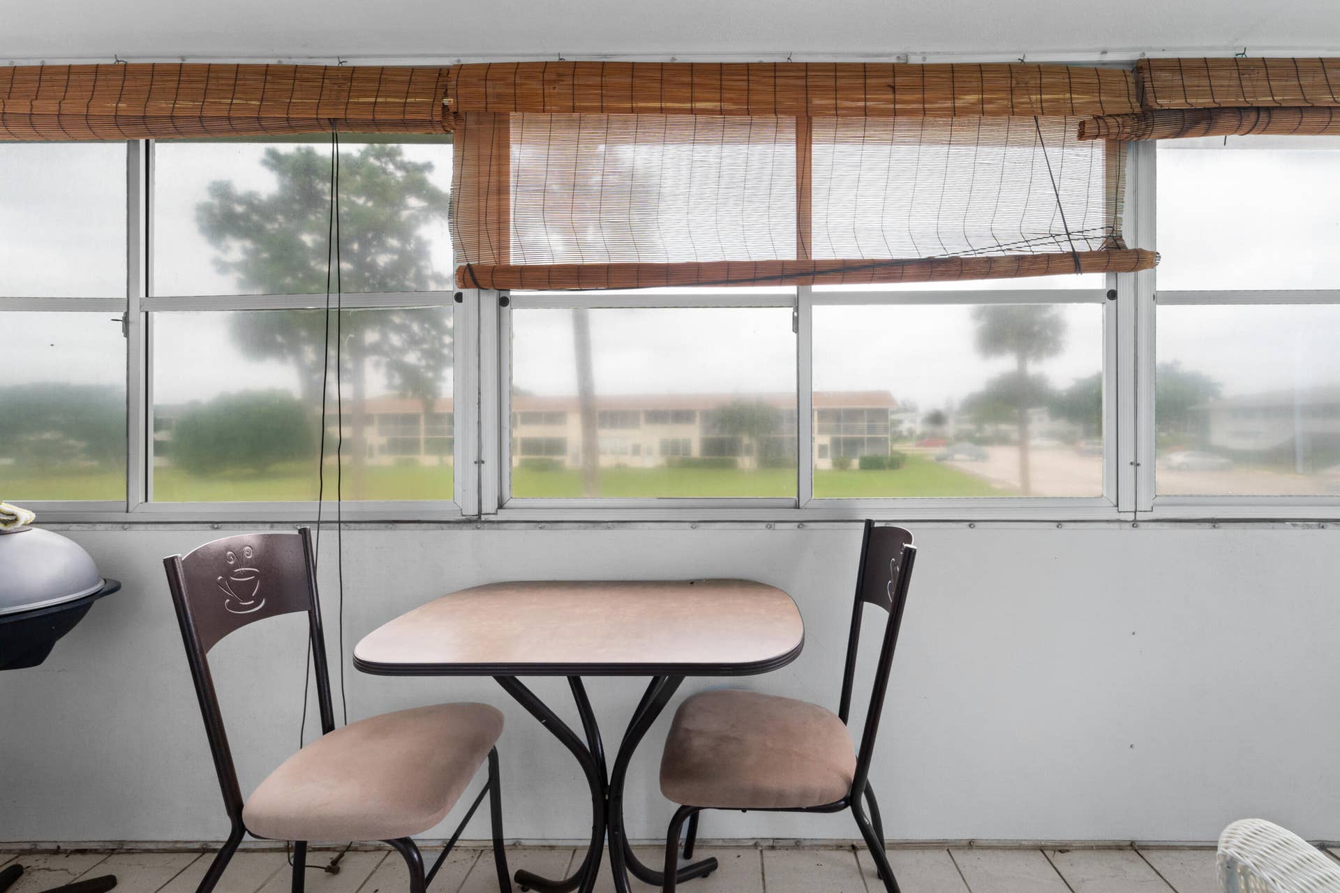 156 Berkshire G, West Palm Beach, FL 33417 Screened porch