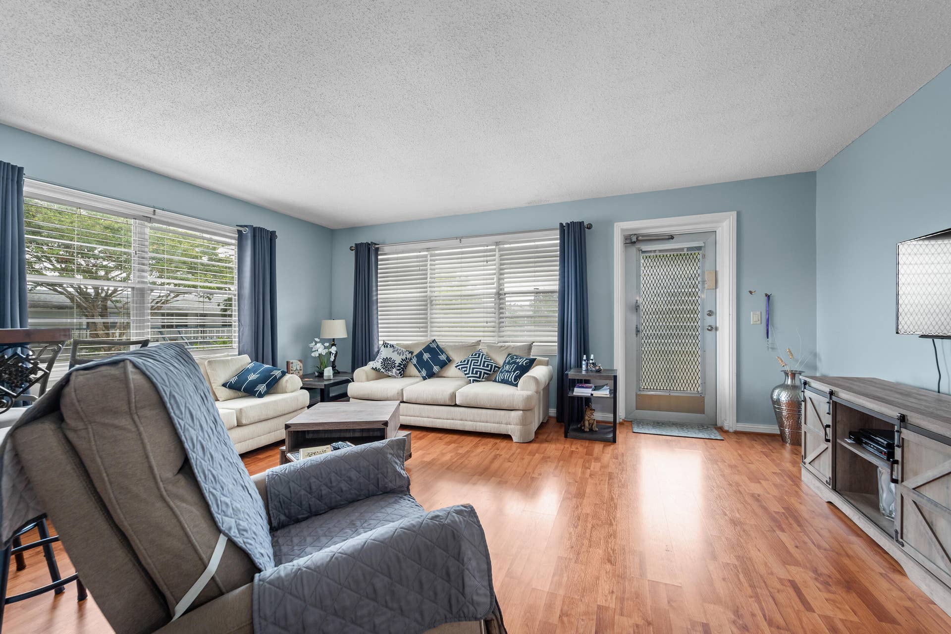 156 Berkshire G, West Palm Beach, FL 33417 Living area