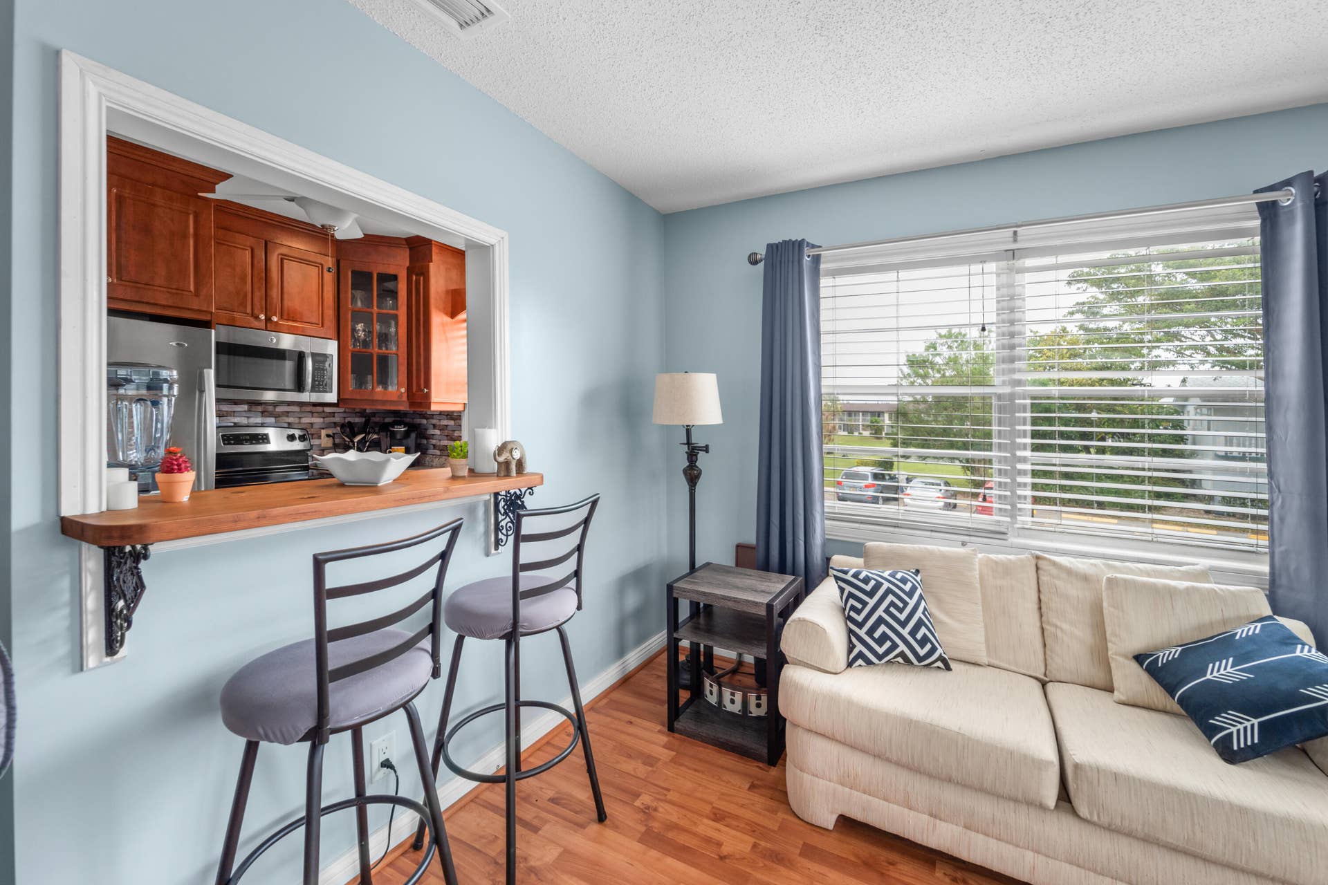 156 Berkshire G, West Palm Beach, FL 33417 snack bar