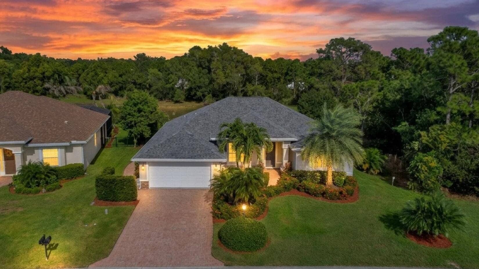 367 SW Vista Lake DR