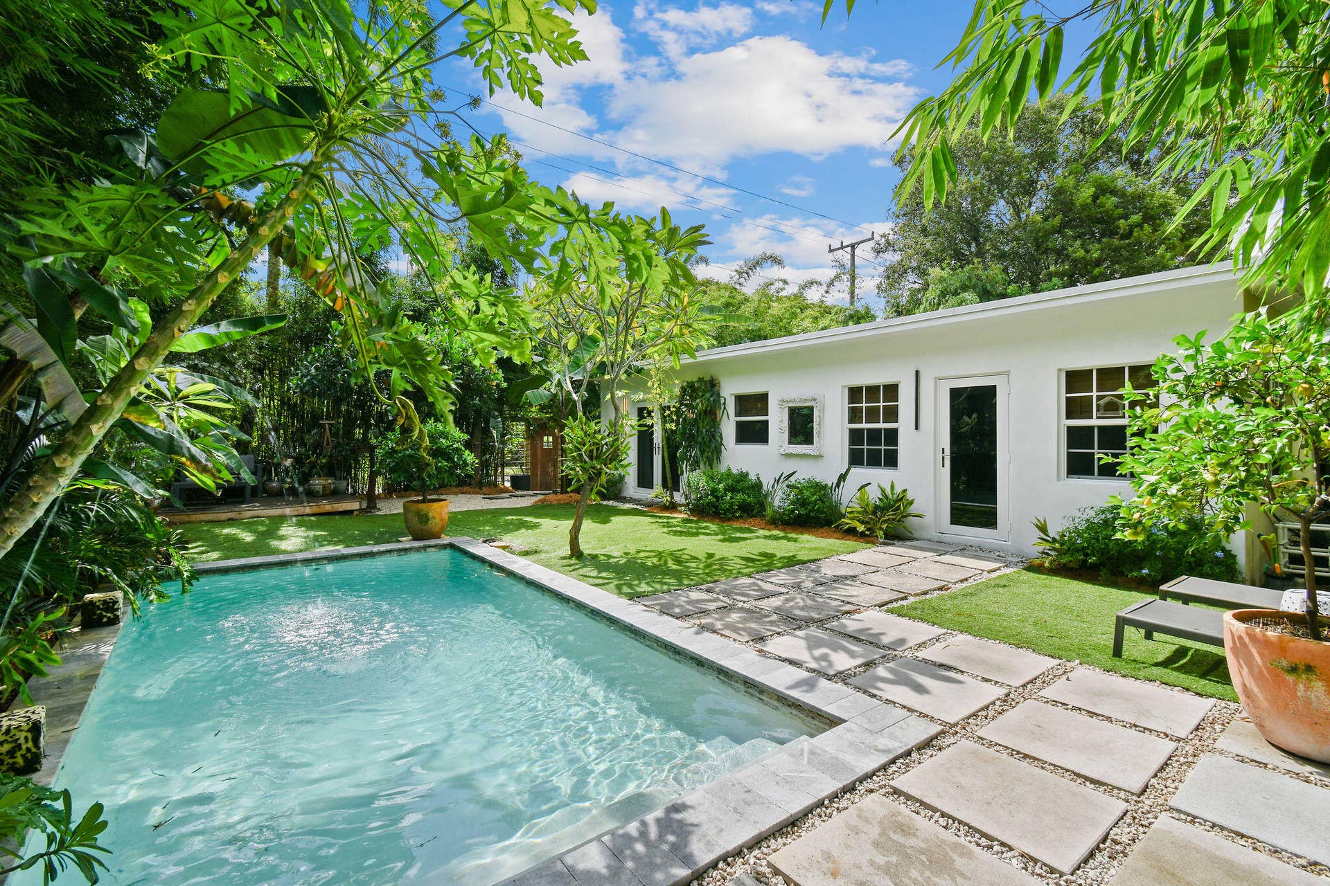 6216 GARDEN Avenue, West Palm Beach, FL 33405 6216GardenAve(52)