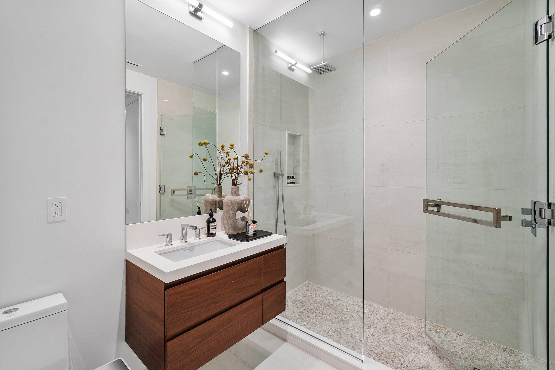 200 SE Mizner Boulevard, #510, Boca Raton, FL 33432 17