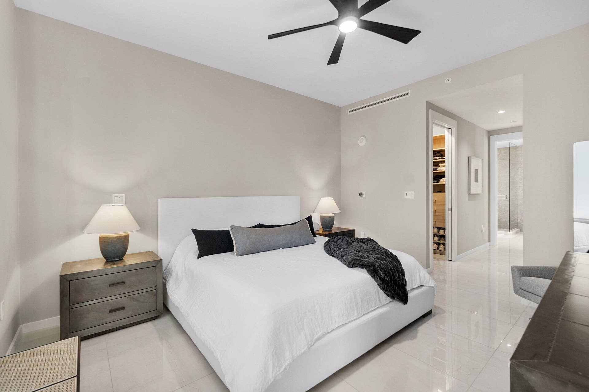 200 SE Mizner Boulevard, #510, Boca Raton, FL 33432 11