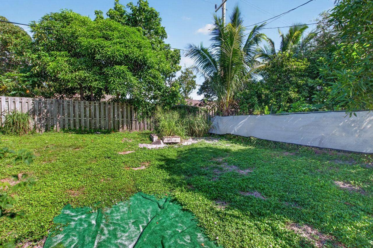 731 SW 1st Court, Boynton Beach, FL 33426 Backyard