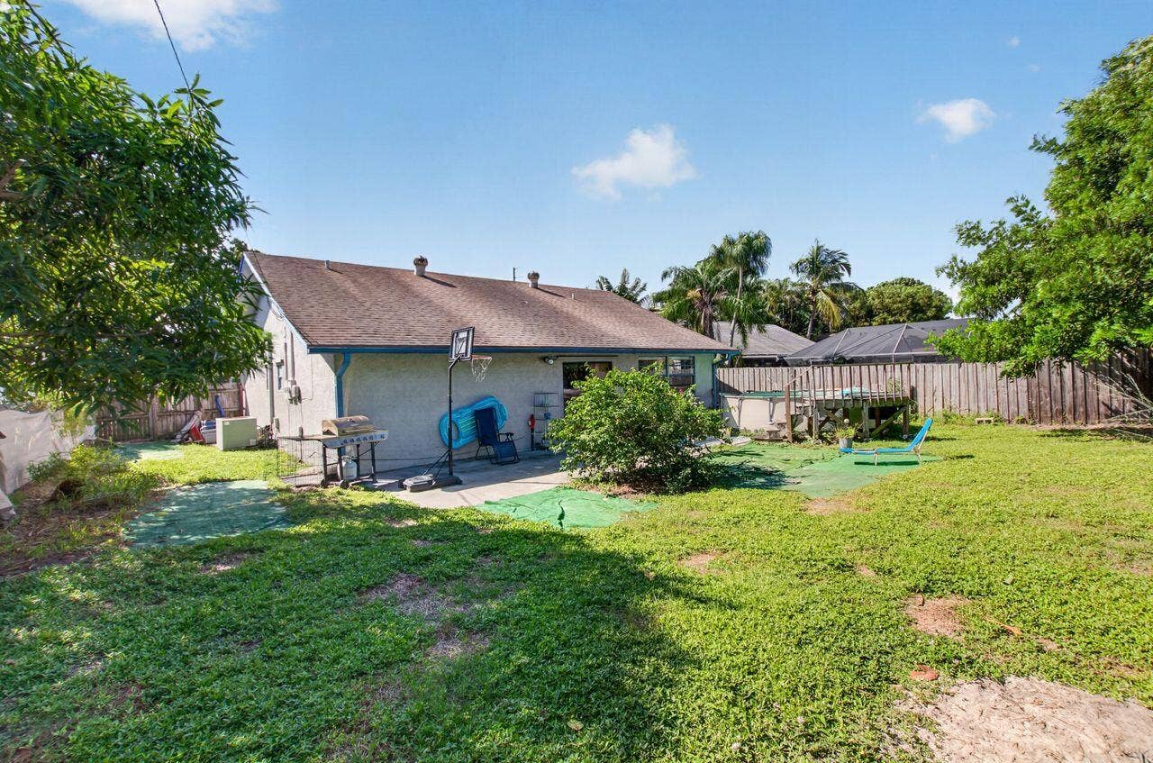 731 SW 1st Court, Boynton Beach, FL 33426 Backyard