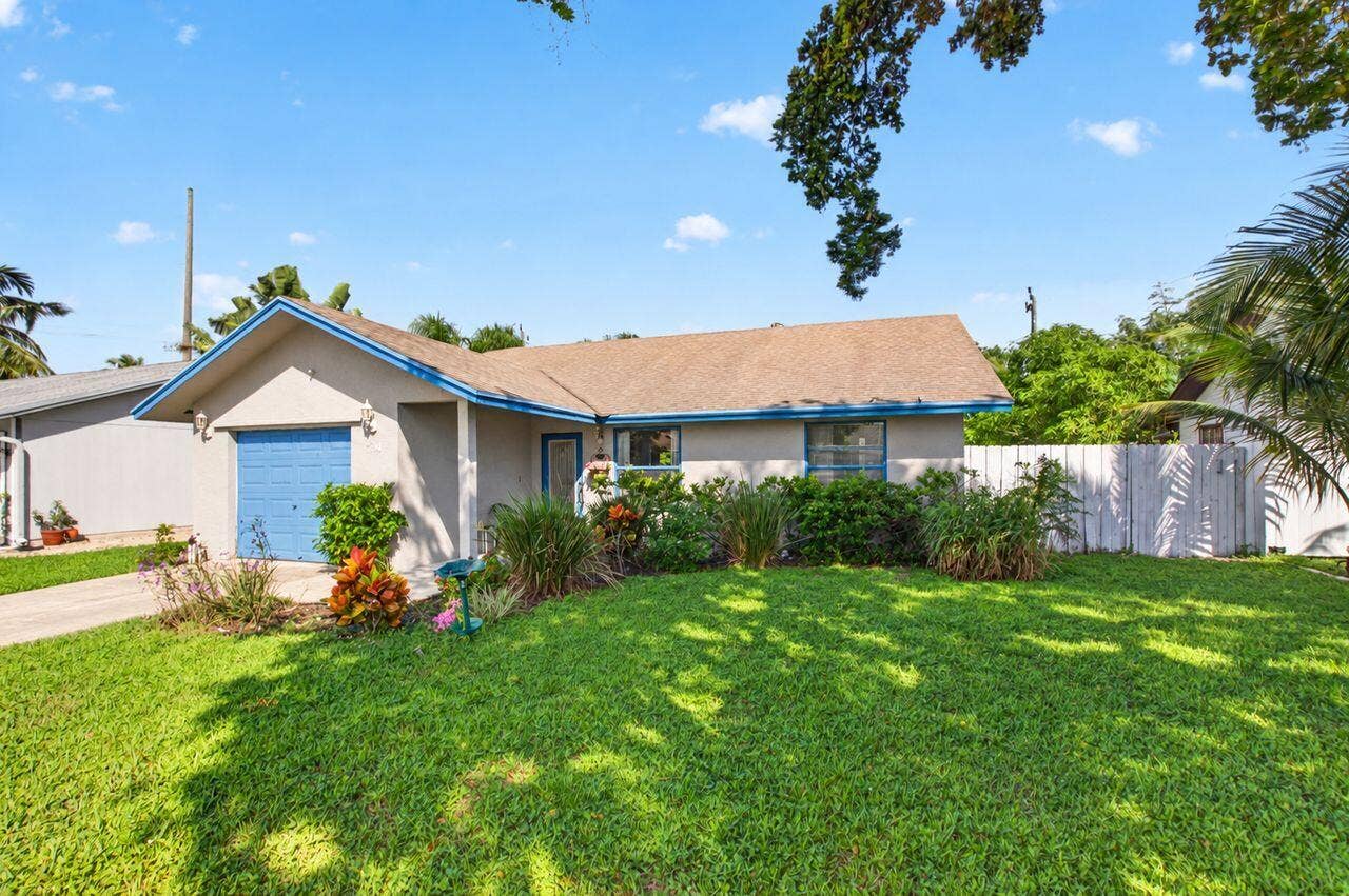 731 SW 1st Court, Boynton Beach, FL 33426 Front