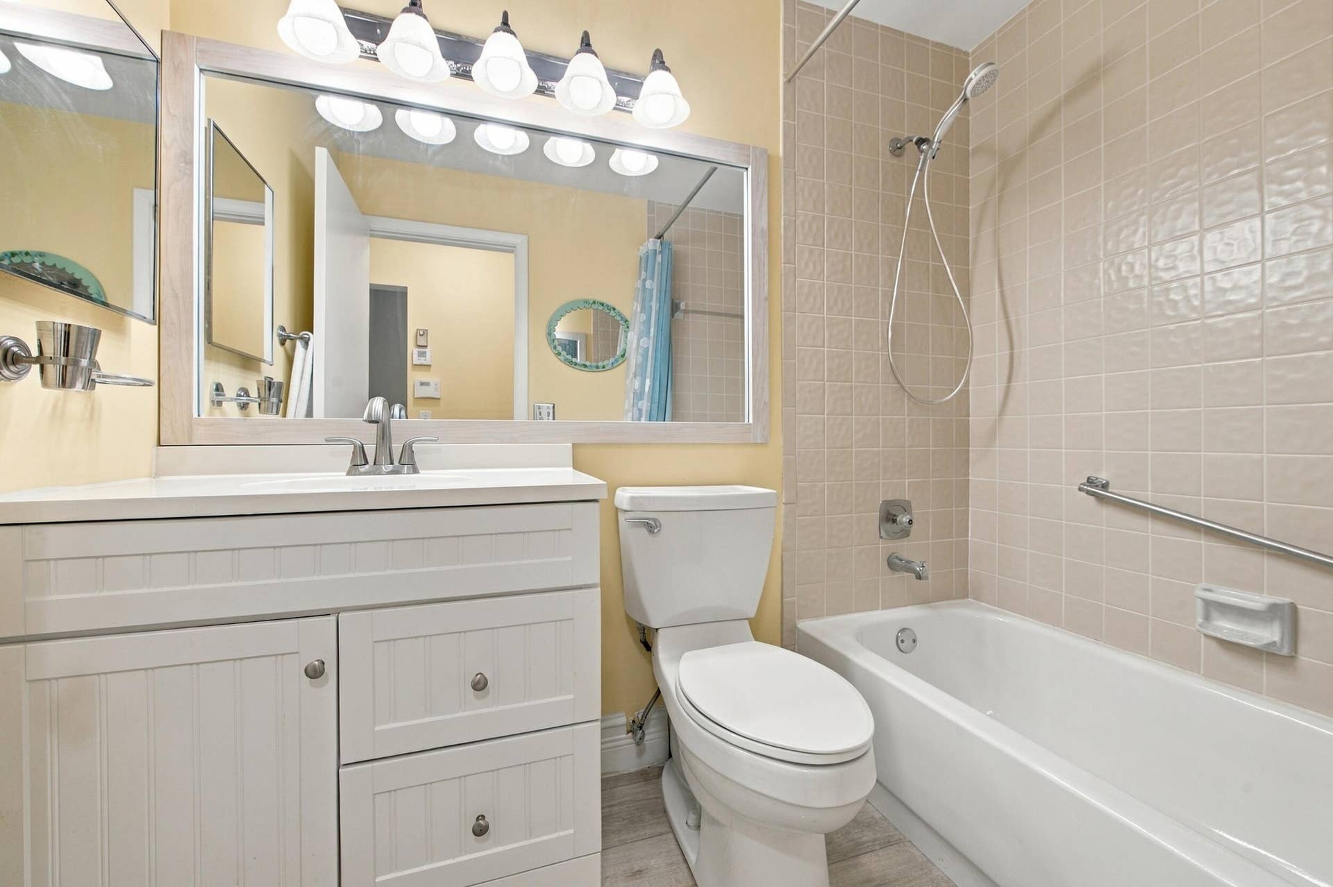 612 Sea Pine Way, #C, Greenacres, FL 33415 Bathroom
