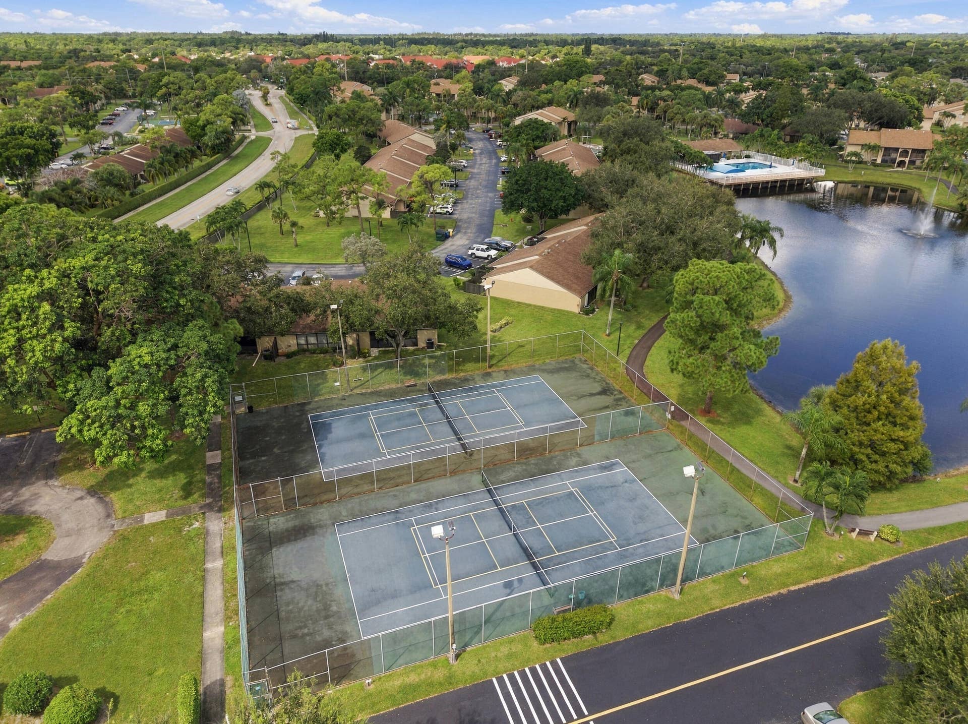612 Sea Pine Way, #C, Greenacres, FL 33415 Amenities