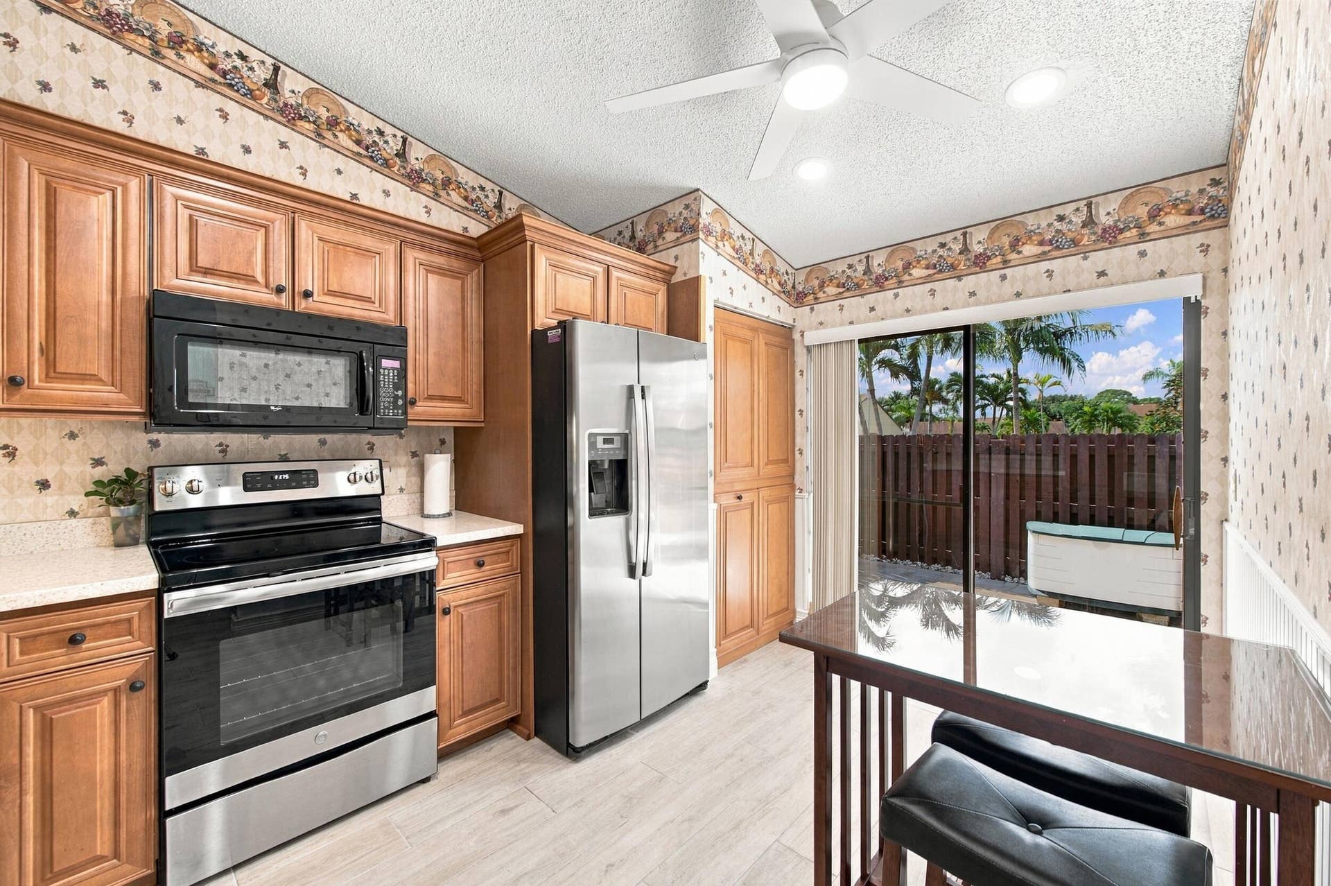 612 Sea Pine Way, #C, Greenacres, FL 33415 Kitchen