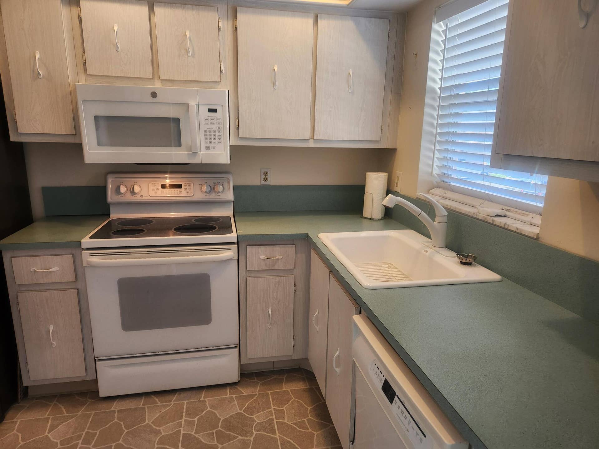 259 Kitchen
