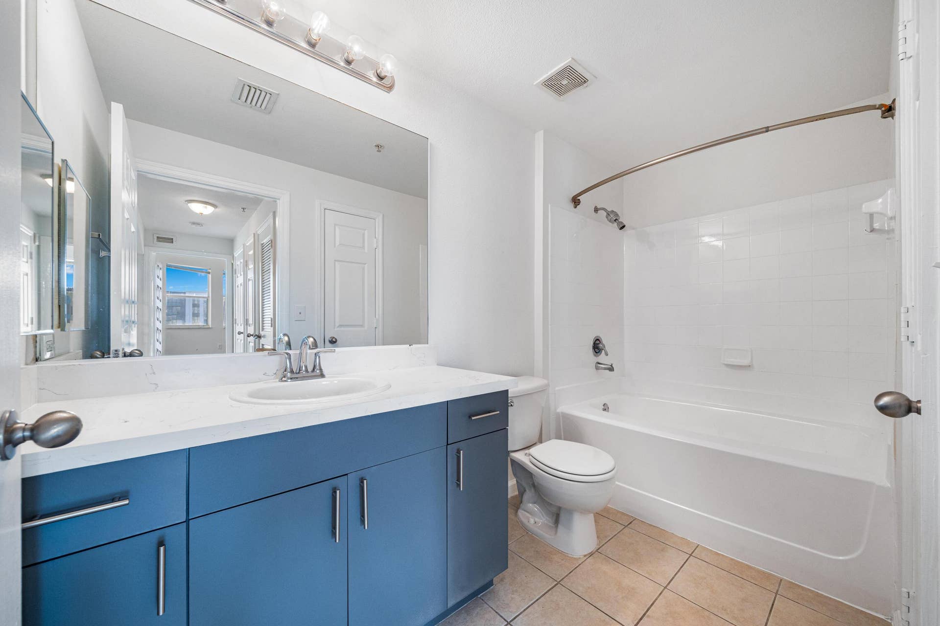 533 NE 3rd Avenue, #Apt 541, Fort Lauderdale, FL 33301 533 NE 3rd Ave #541 - 7