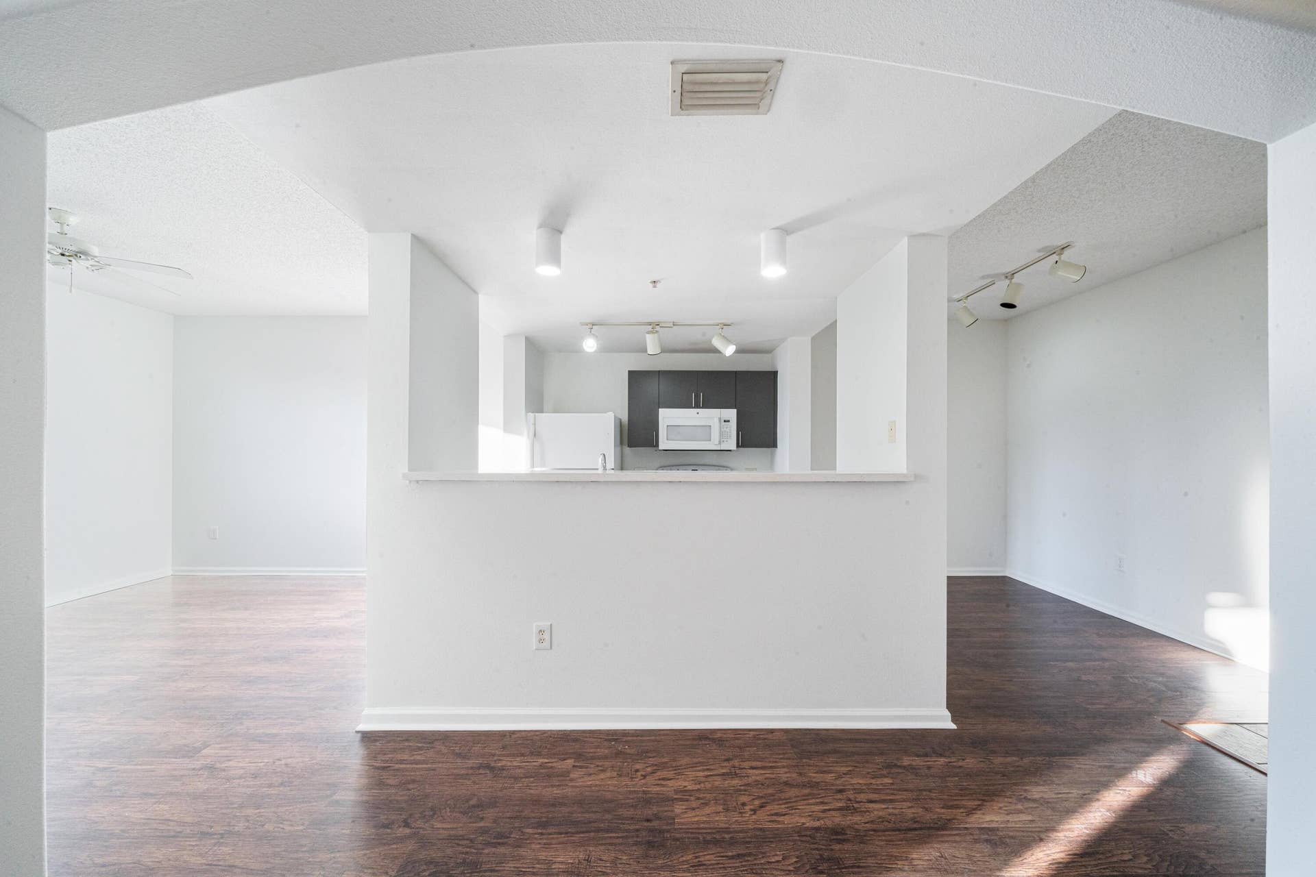 533 NE 3rd Avenue, #Apt 541, Fort Lauderdale, FL 33301 533 NE 3rd Ave #541 - 18