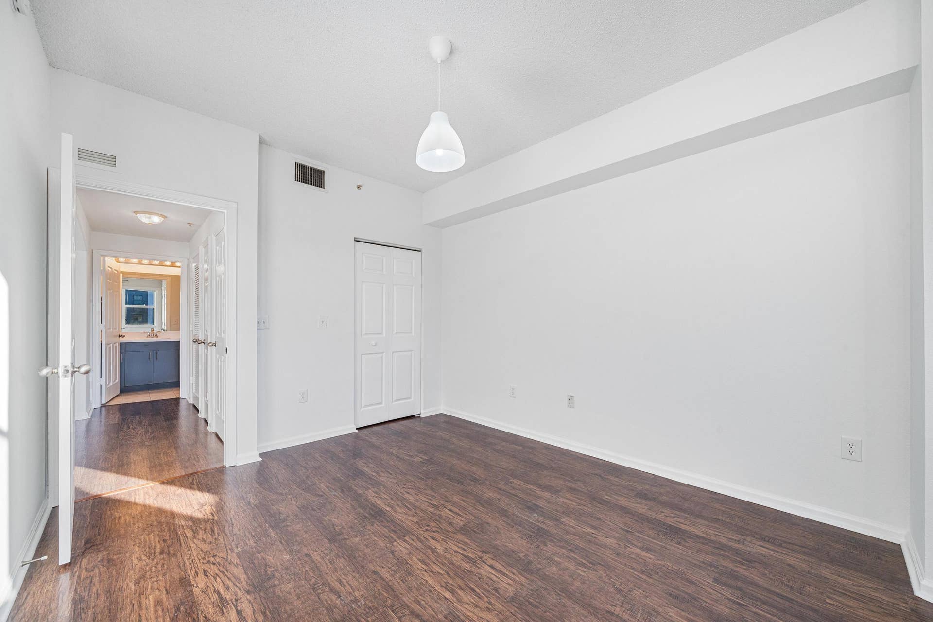 533 NE 3rd Avenue, #Apt 541, Fort Lauderdale, FL 33301 533 NE 3rd Ave #541 - 3