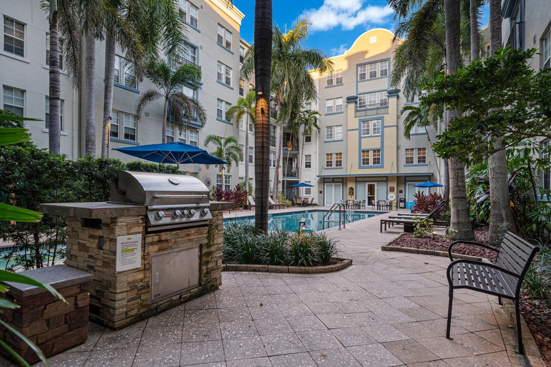 533 NE 3rd Avenue, #Apt 541, Fort Lauderdale, FL 33301 533 NE 3rd Ave #541 - 24