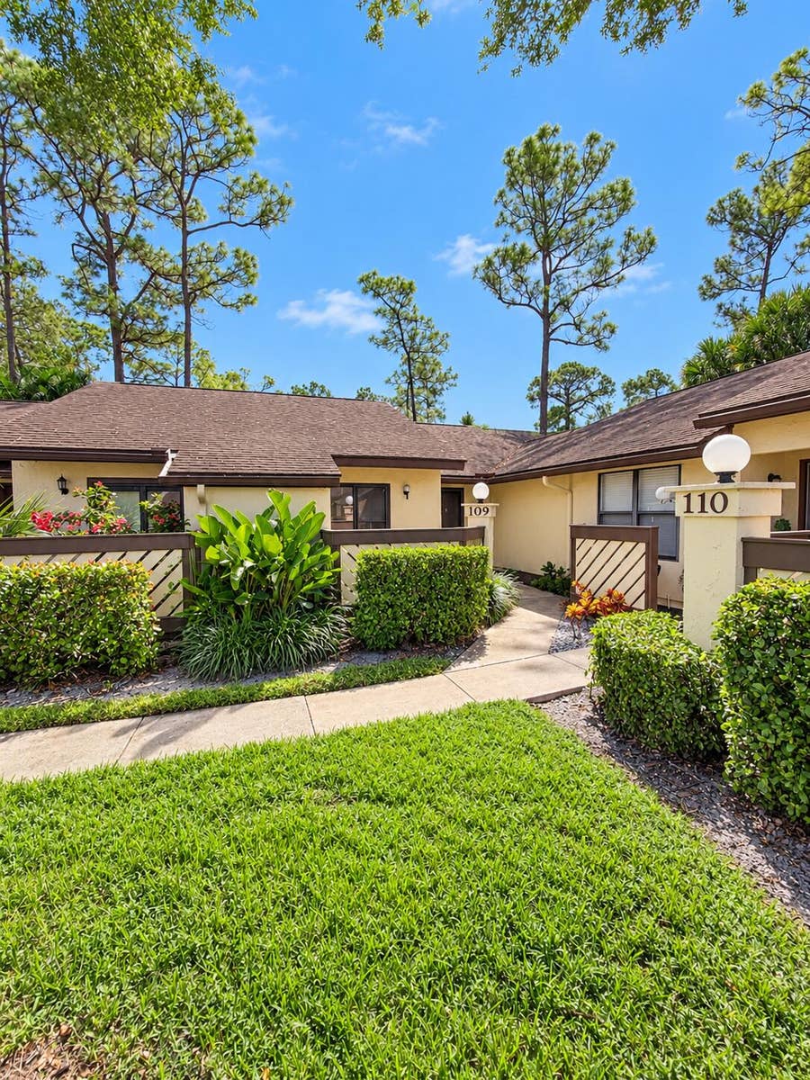 Property photo for 109 Roselle Court, Royal Palm Beach, FL