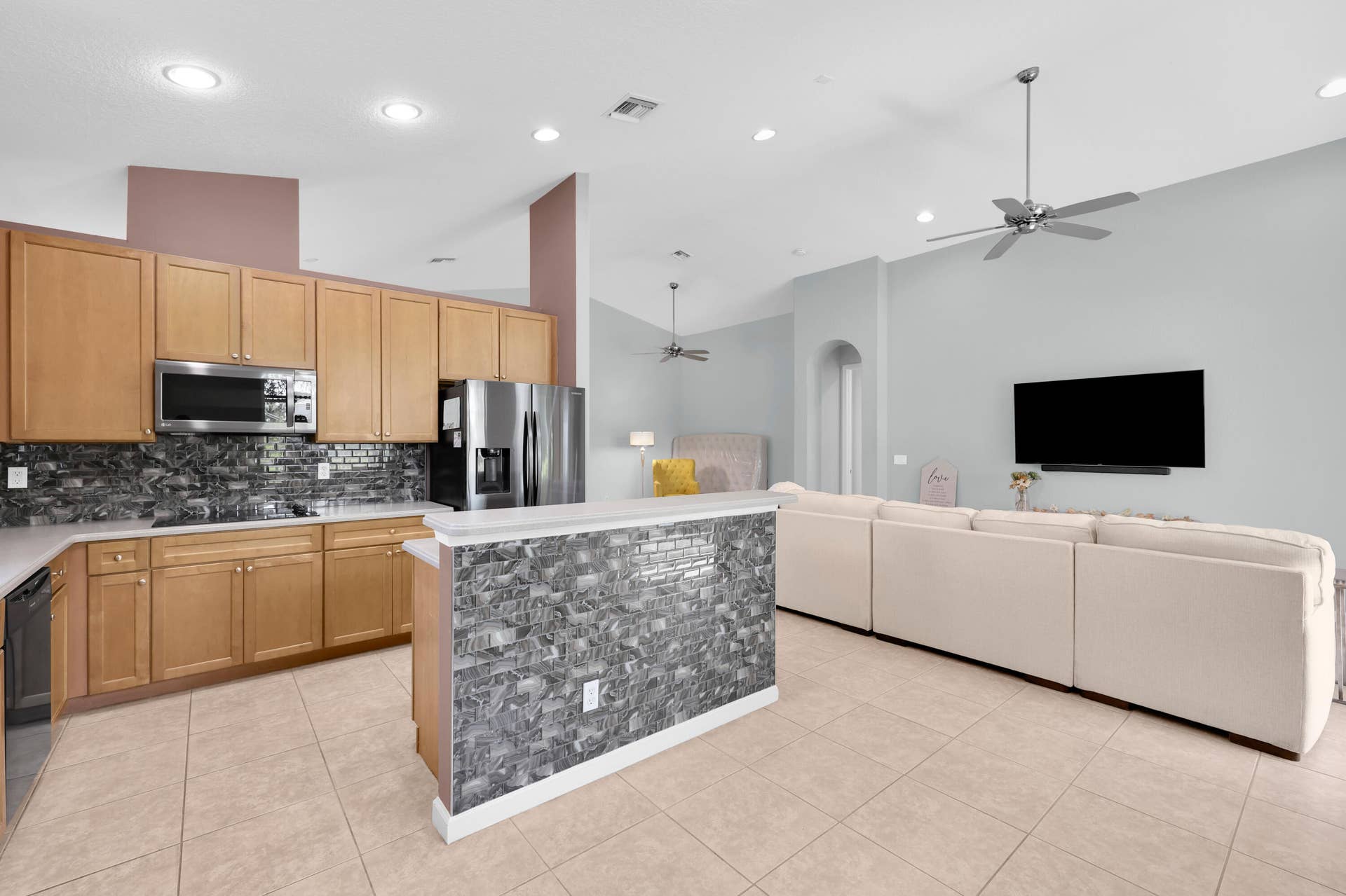2165 Newport Isles Boulevard, Port St Lucie, FL 34953 Kitchen/ Living Room View
