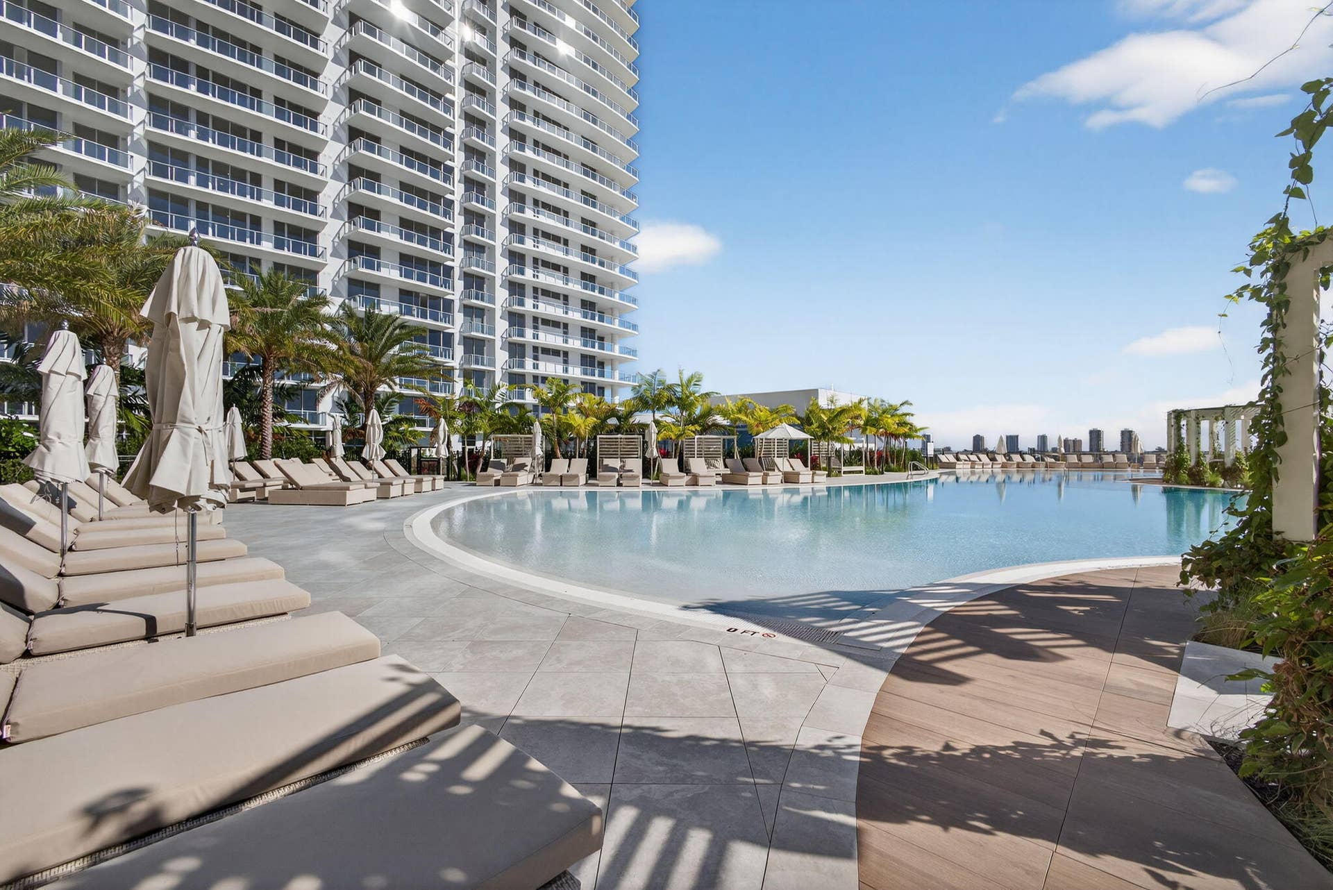 220 Lake Shore Drive, #609, Lake Park, FL 33403 59