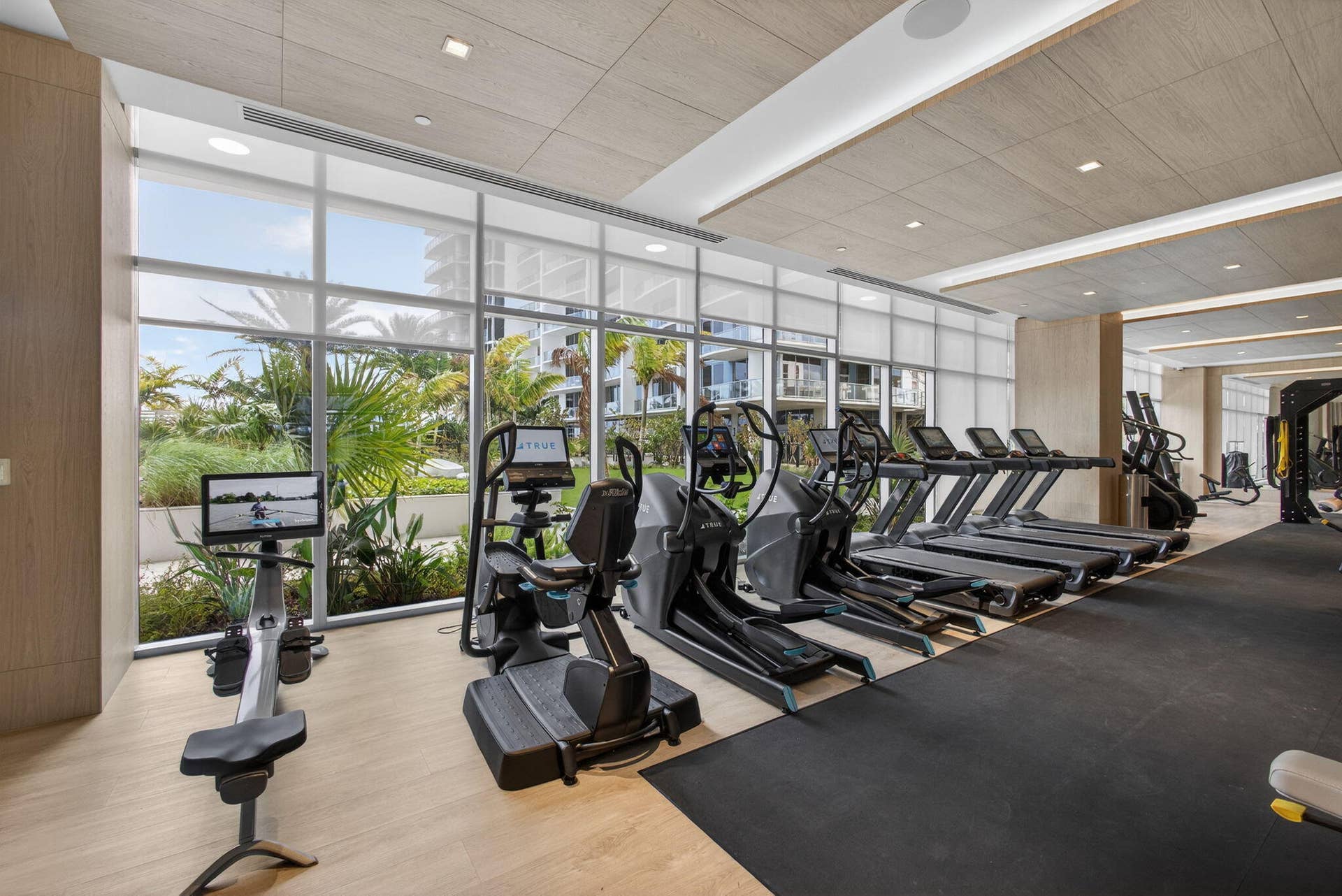 220 Lake Shore Drive, #609, Lake Park, FL 33403 99