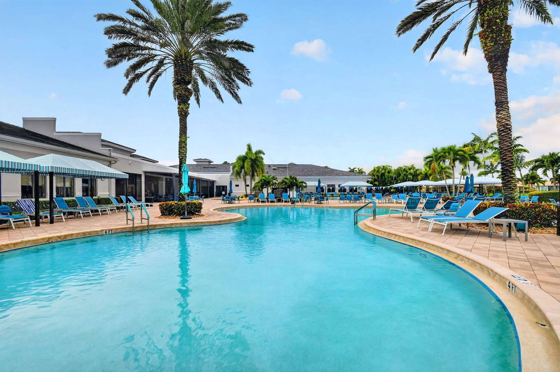Resort Style Pool