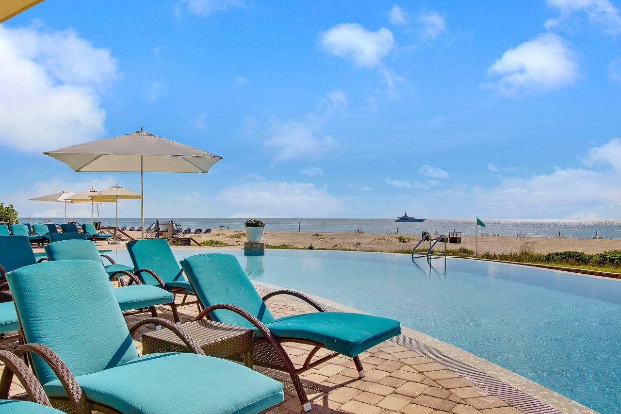 2700 N Ocean Drive, #801b, Singer Island, FL 33404 Salt Water Pool