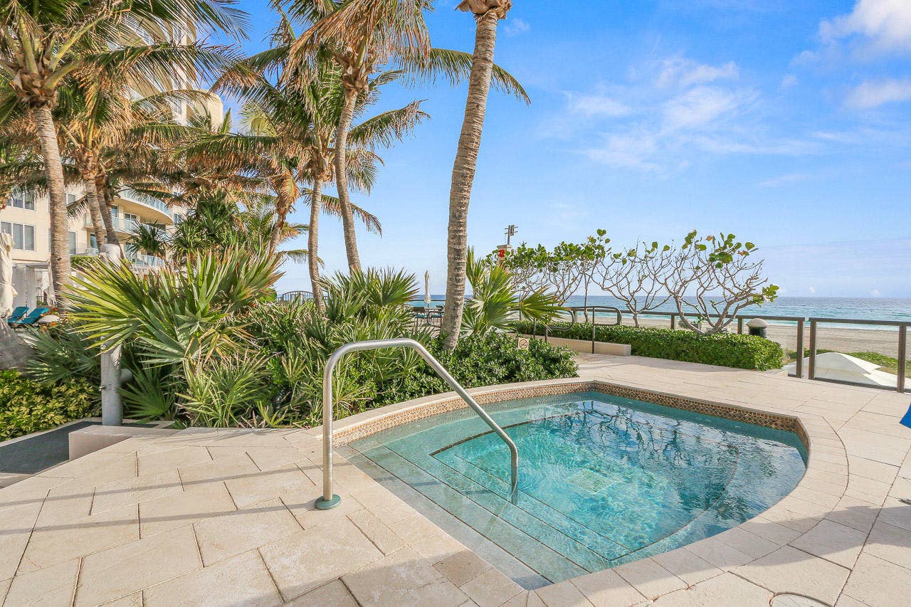 2700 N Ocean Drive, #801b, Singer Island, FL 33404 Spa