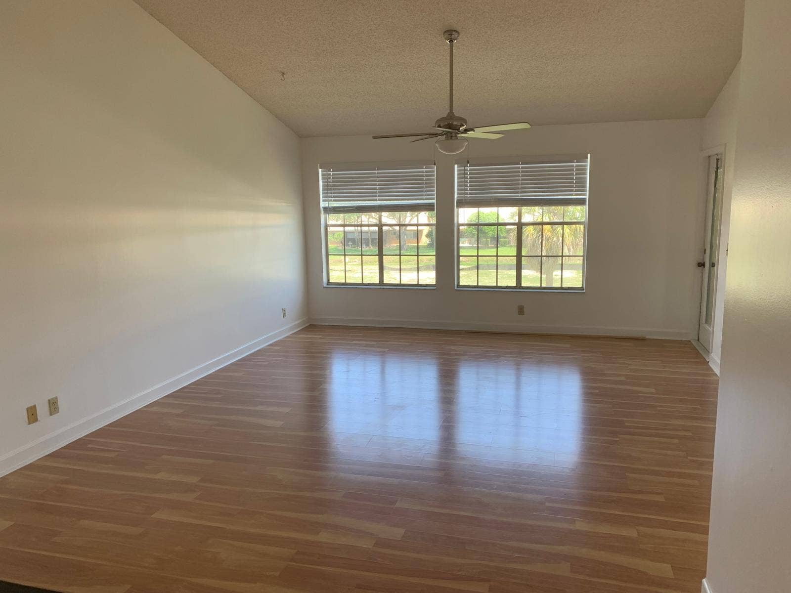 6284 La Costa Drive, #M, Boca Raton, FL 33433 Living Room 2