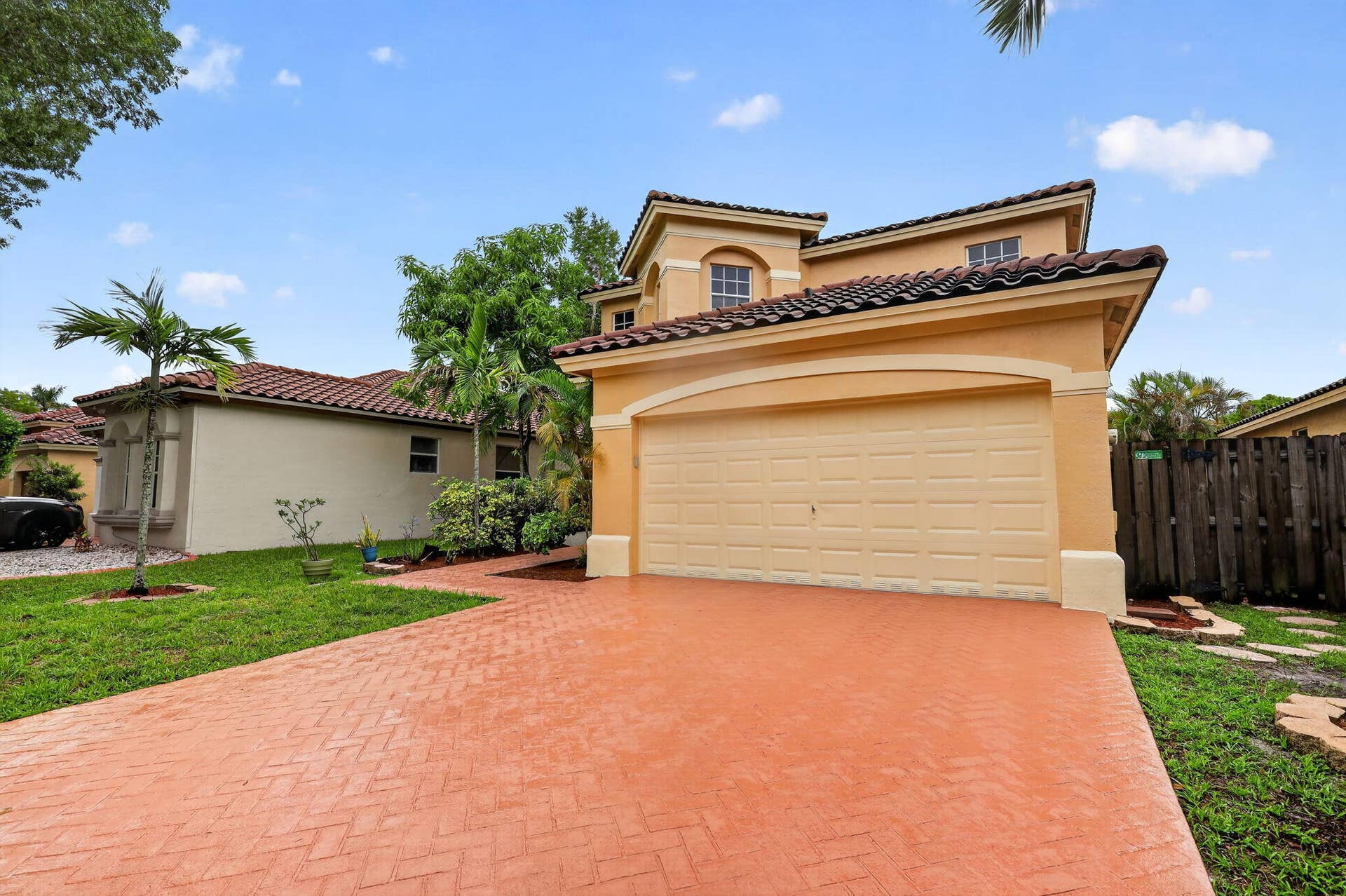12823 SW 53RD Court, Miramar, FL 33027 38-web-or-mls-8H3A3191