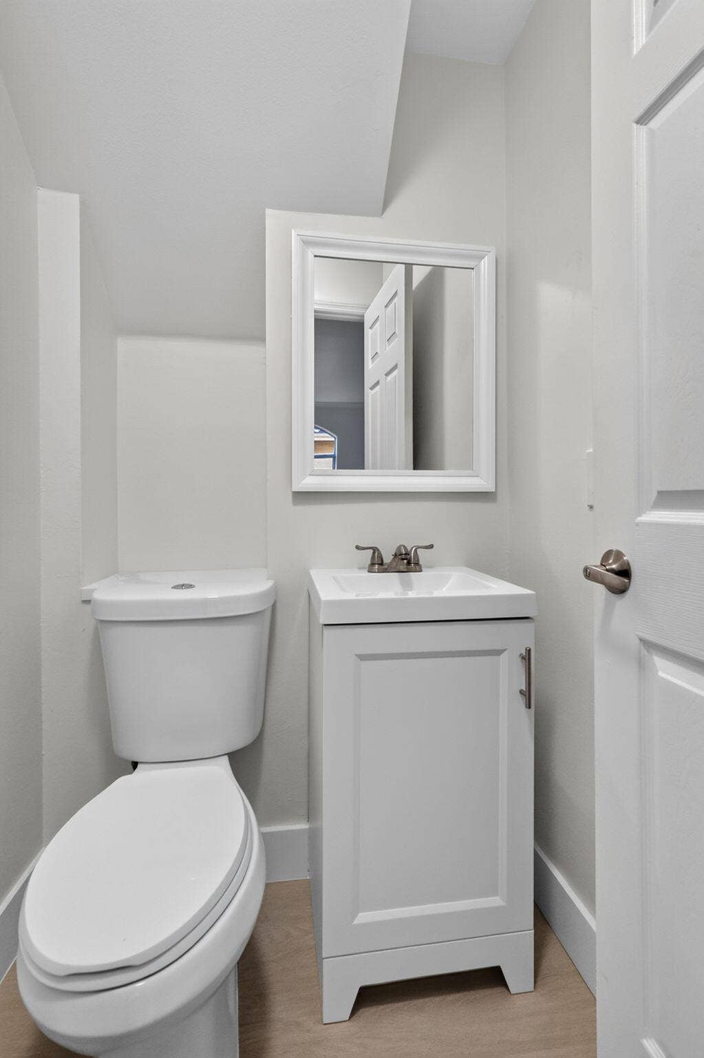 12823 SW 53RD Court, Miramar, FL 33027 Guest Bath