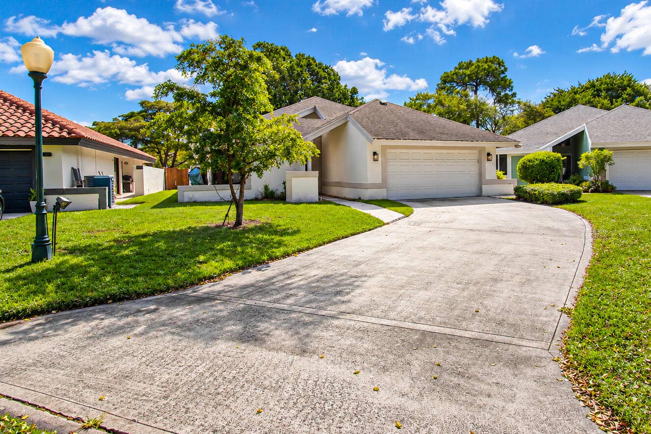 6708 SWEET MAPLE Lane, Boca Raton, FL 33433 899E26C8-502E-4209-A273-1520A8B62D0A