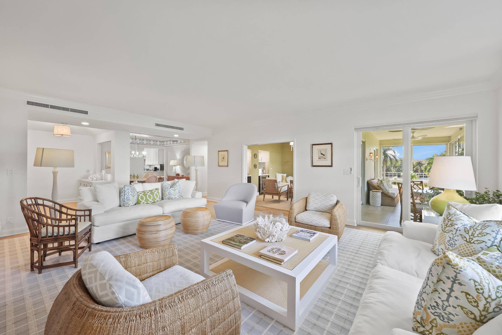 2150 S Ocean Boulevard, #5B, Delray Beach, FL 33483 Living Area