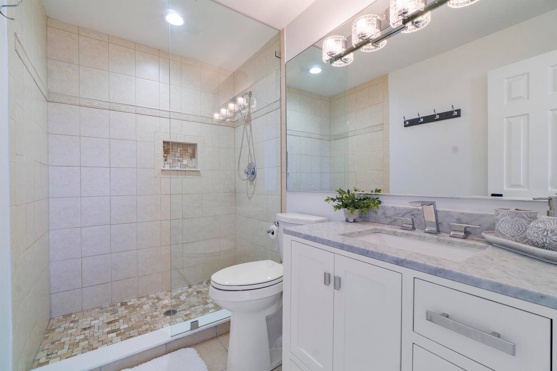 4218 Sea Grape Drive, Lauderdale By The Sea, FL 33308 4218 Sea Grape Dr_33