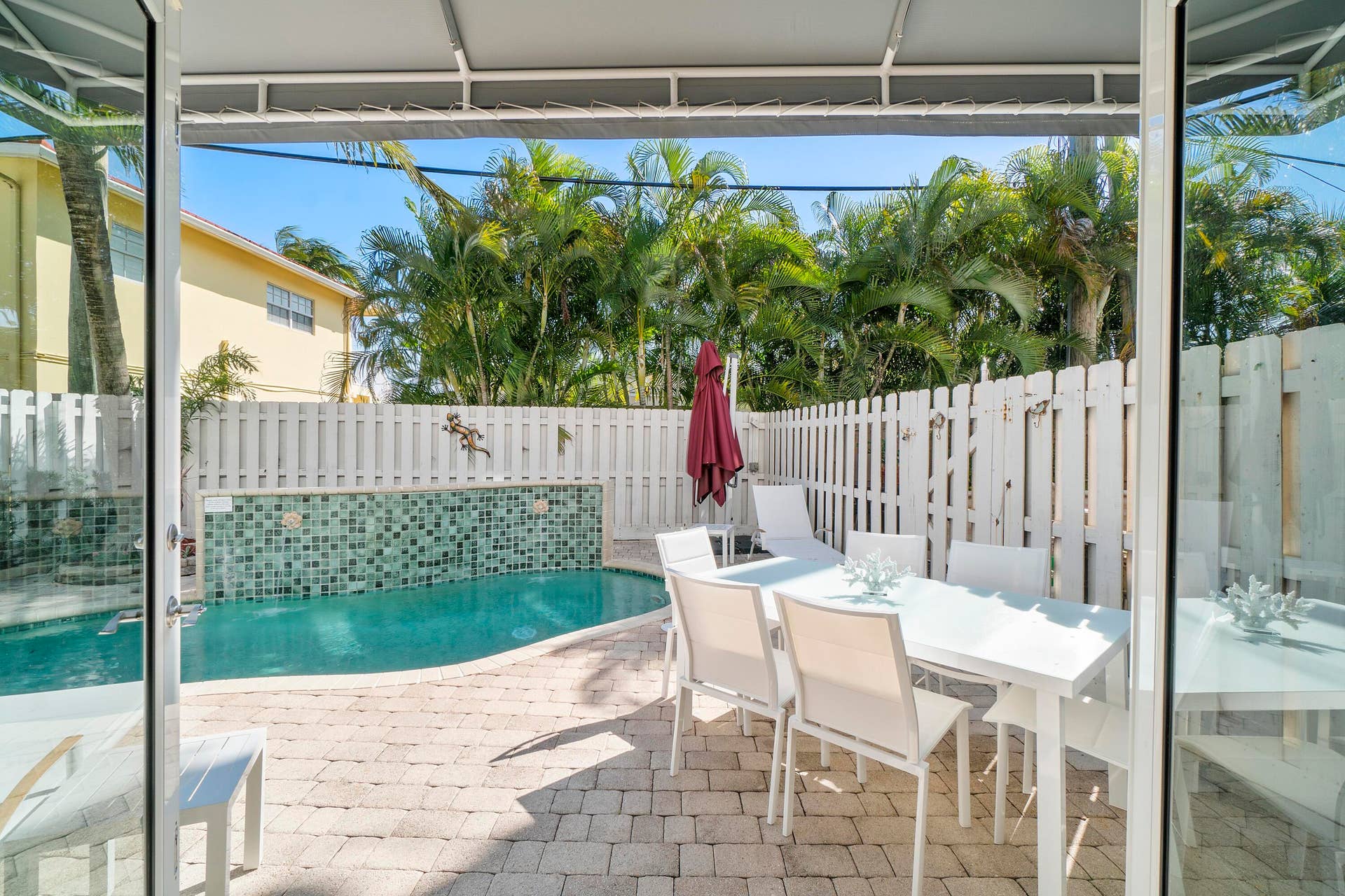 4218 Sea Grape Drive, Lauderdale By The Sea, FL 33308 4218 Sea Grape Dr_06