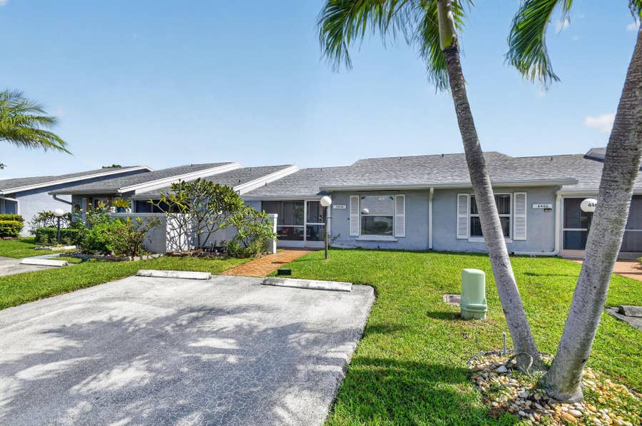 Property photo for 4450 LUCERNE VILLAS Lane, Lake Worth, FL