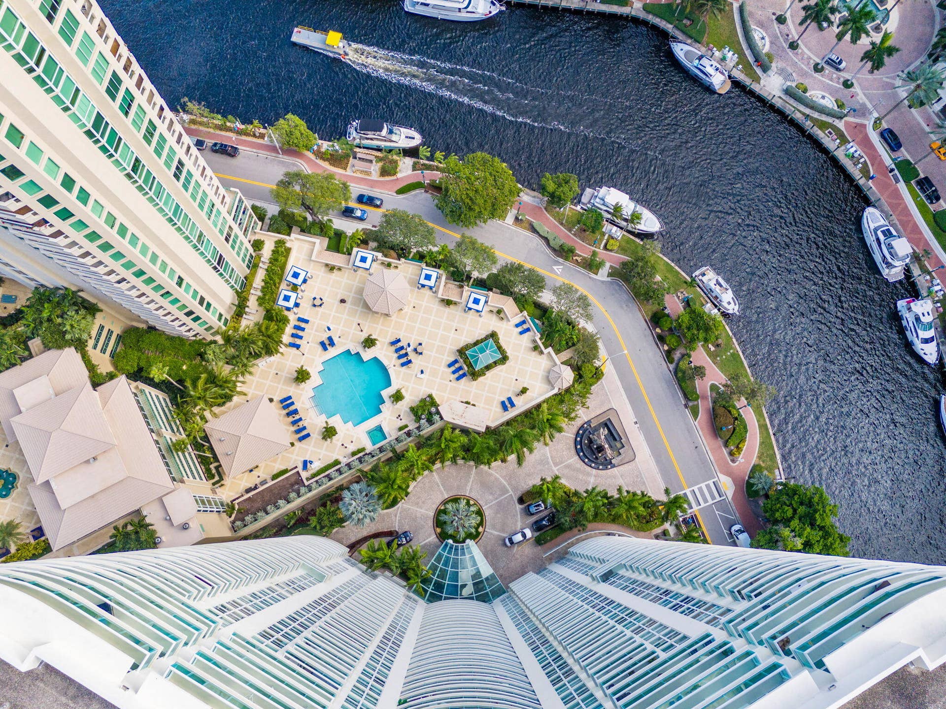 347 N NEW RIVER Drive E, #606, Fort Lauderdale, FL 33301 34-web-or-mls-DJI_20251216135533_0426_D