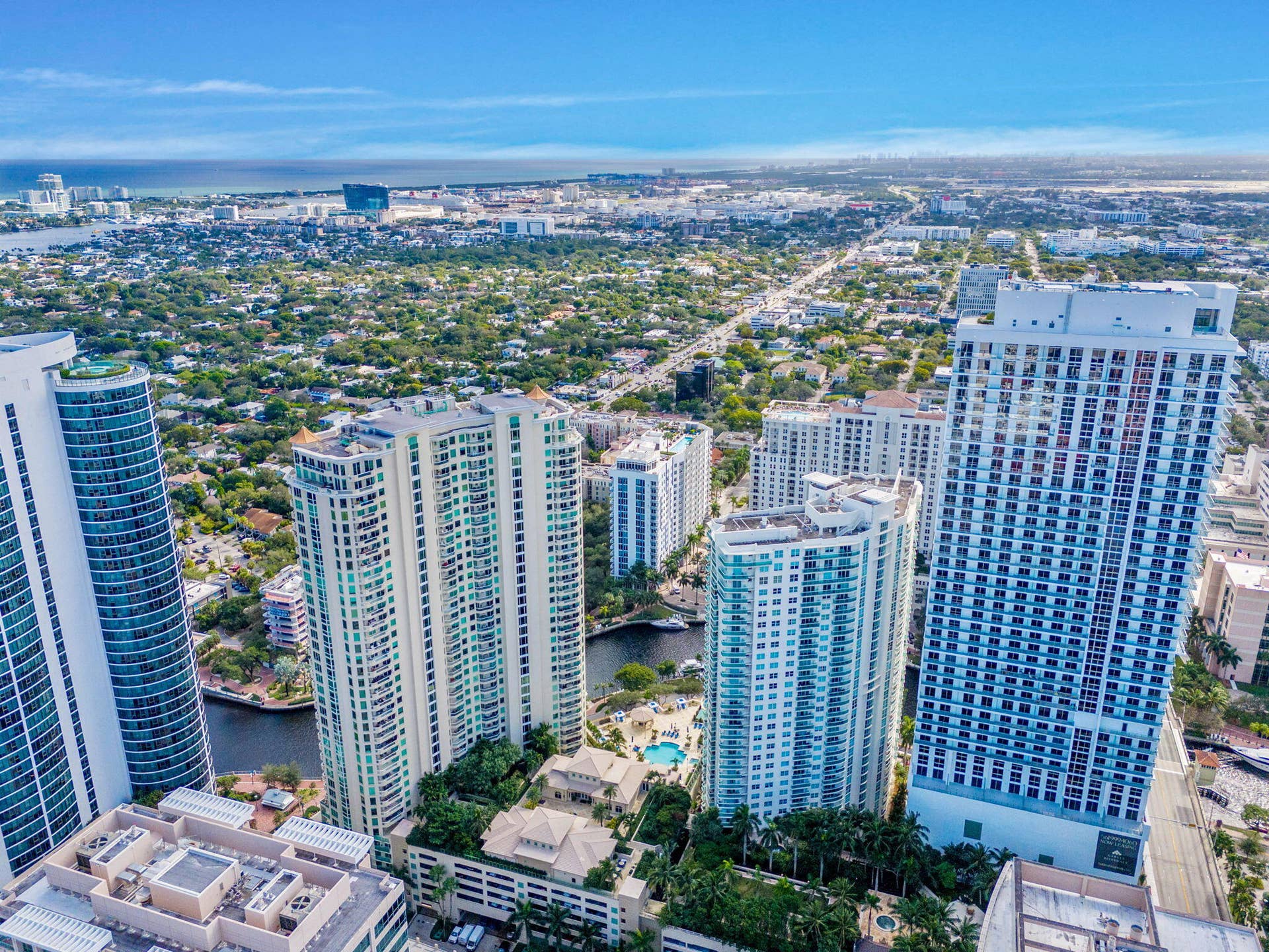 347 N NEW RIVER Drive E, #606, Fort Lauderdale, FL 33301 30-web-or-mls-DJI_20251216135241_0420_D