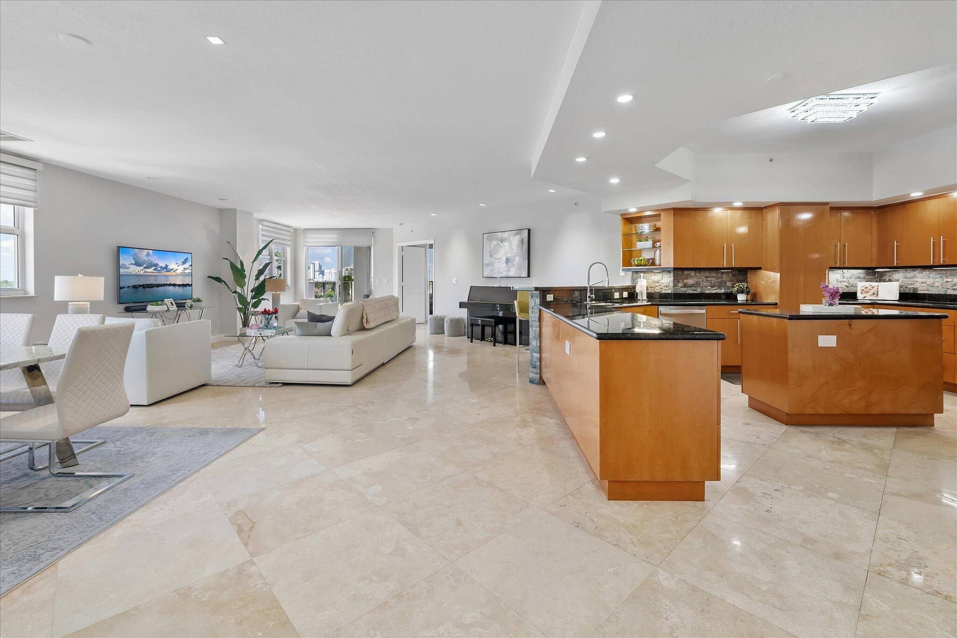 13-615 Bayshore Dr 603_013