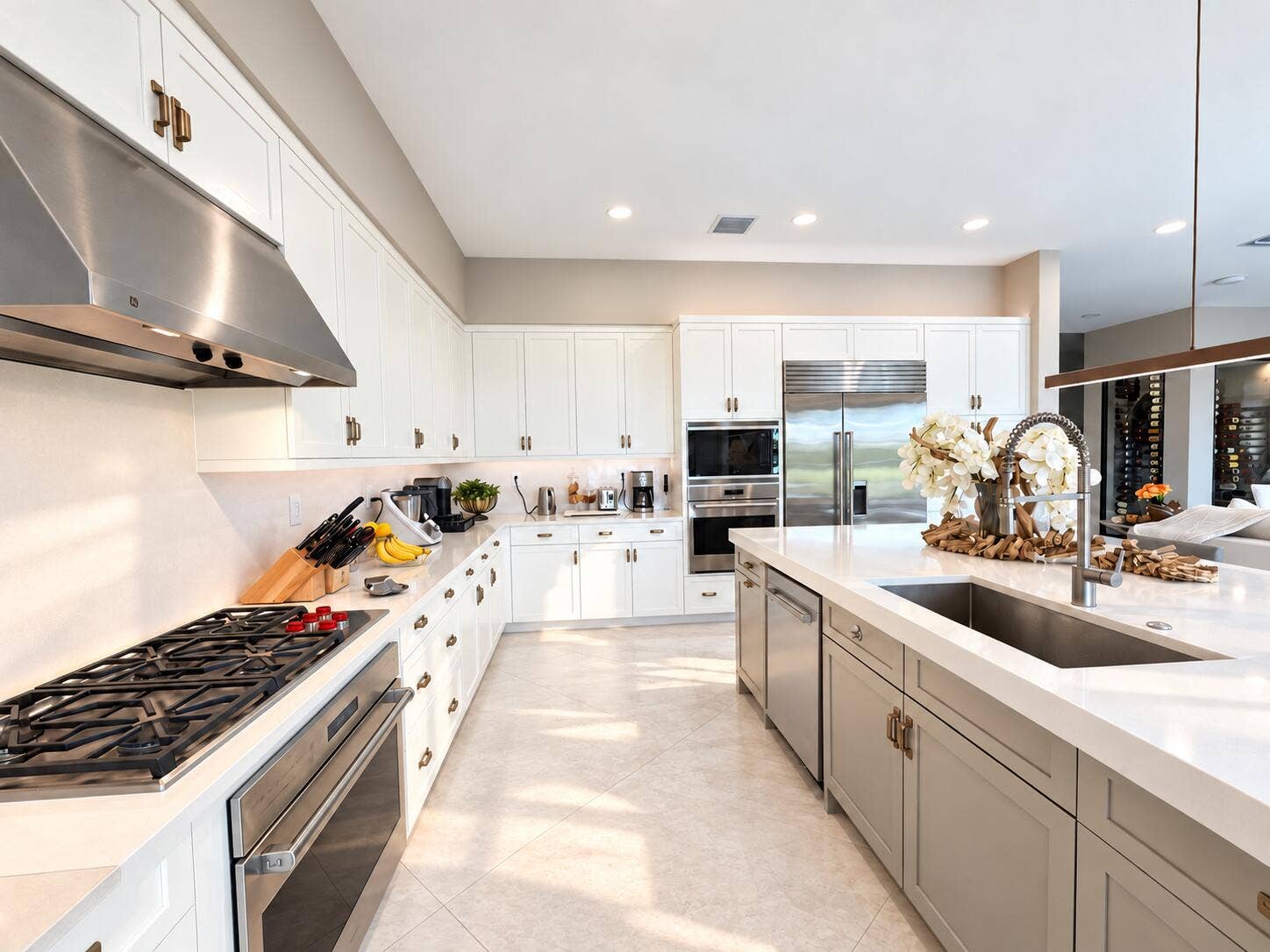 17119 Aquavera Way, Boca Raton, FL 33496 Kitchen with Range