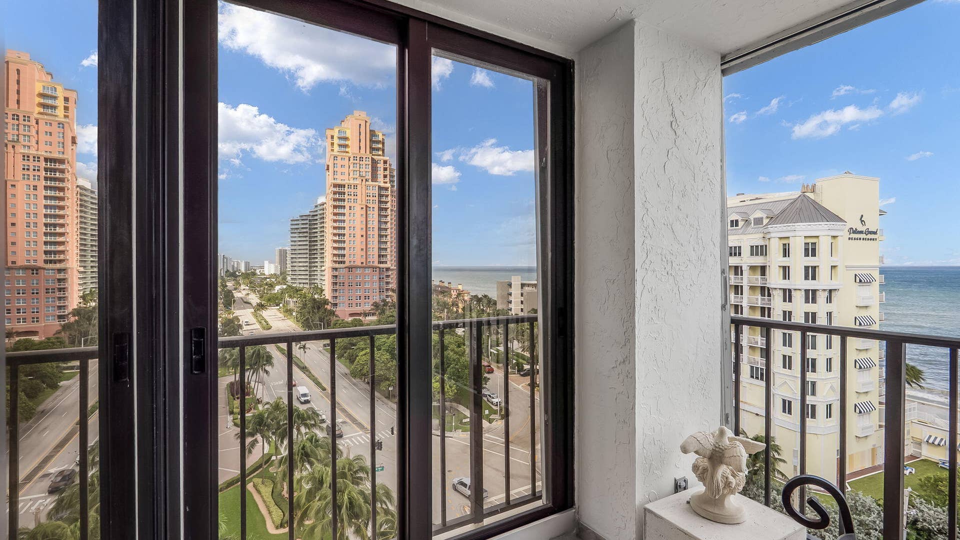 Corner-Unit Balcony