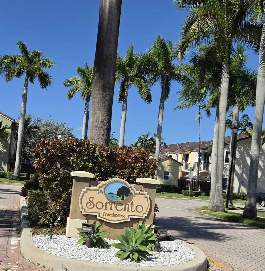 Property photo for 14965 SW 41ST Lane, Miami, FL