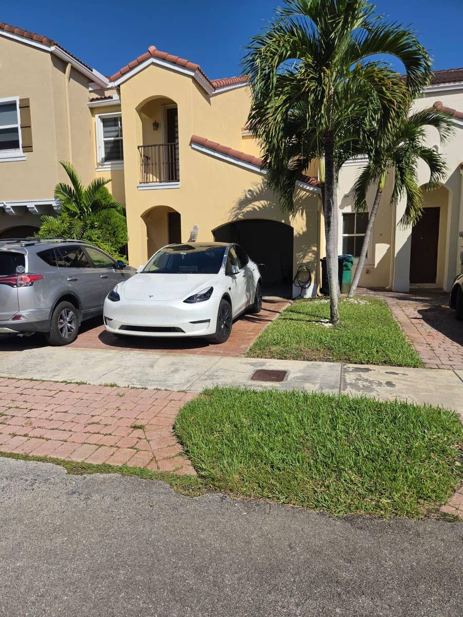 Property photo for 14965 SW 41ST Lane, Miami, FL