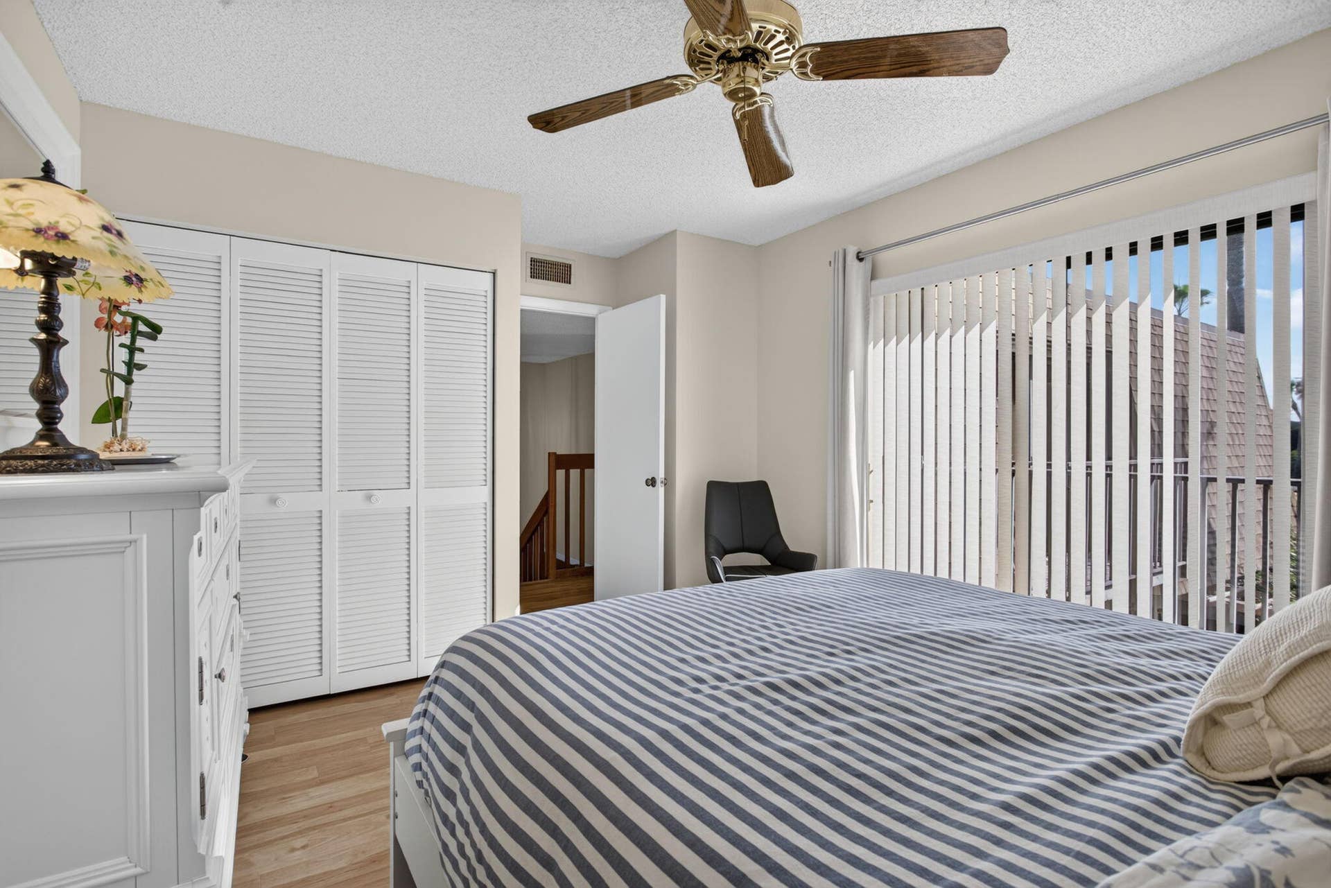 5551 NW 61ST Place, Tamarac, FL 33319 31-web-or-mls-5551-33