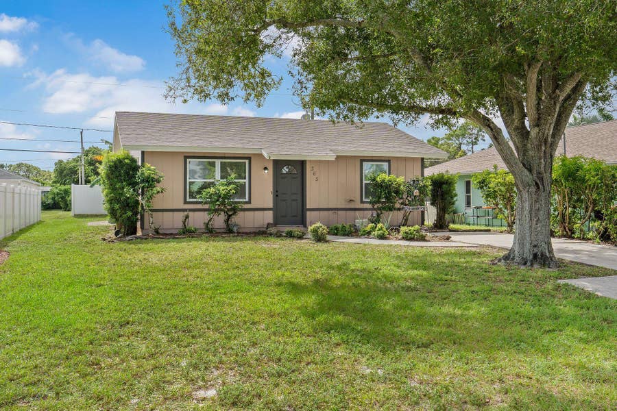 Property photo for 365 16TH Street SW, Vero Beach, FL