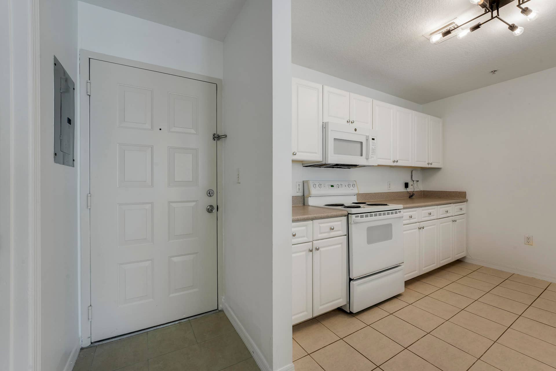 1200 TOWN CENTER Drive, #215, Jupiter, Jupiter, FL 33458 House-1
