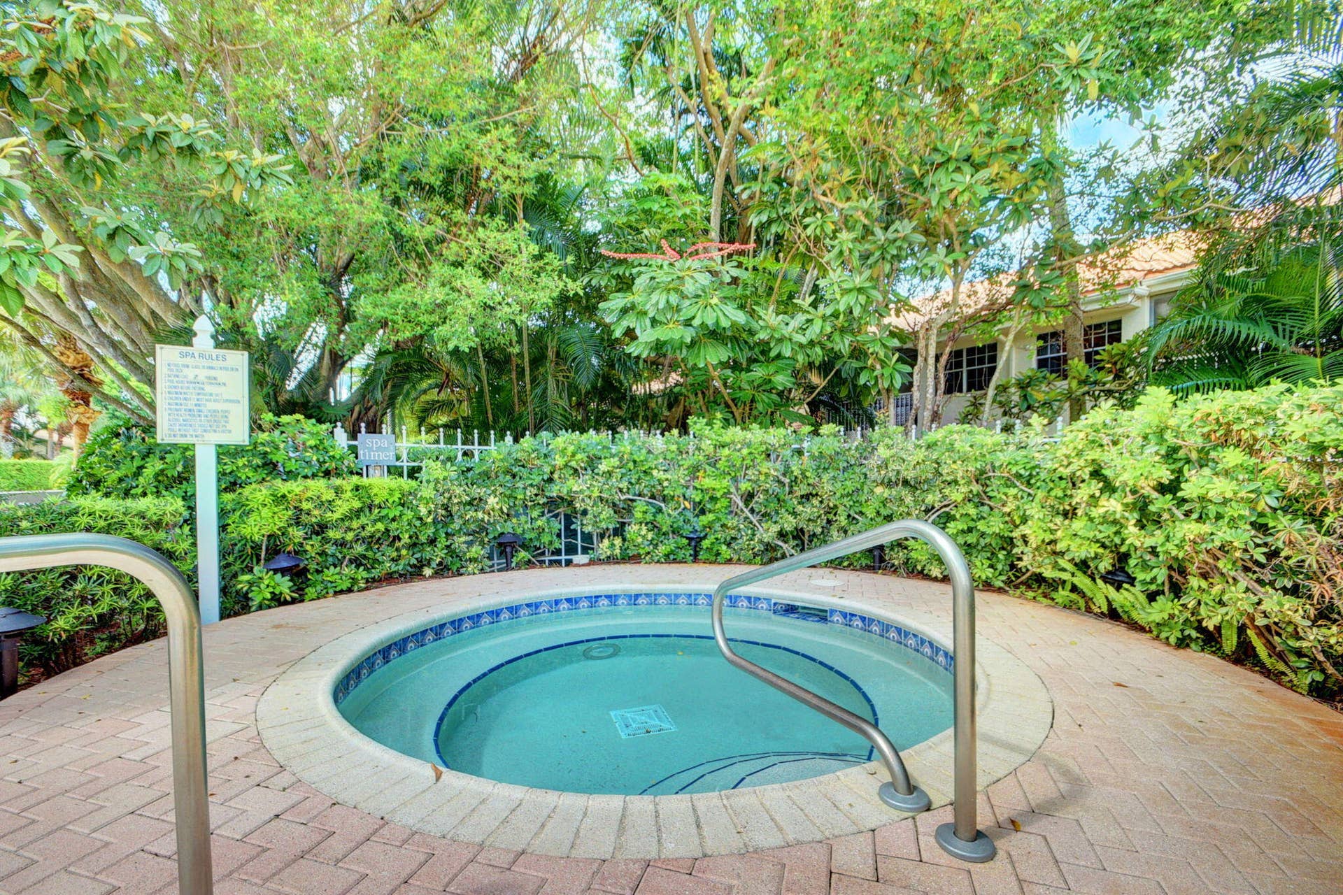 17047 Boca Club Boulevard, #126A, Boca Raton, FL 33487 87-web-or-mls-NW satelite pool (2)