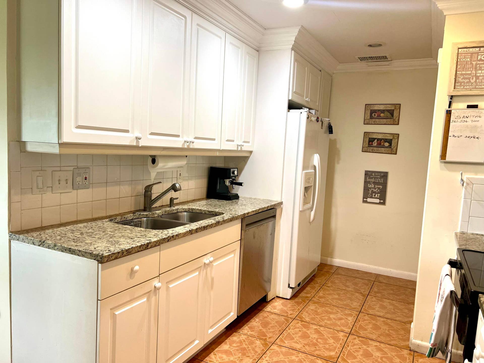 14385 Campanelli Drive, Delray Beach, FL 33484 Kitchen left side