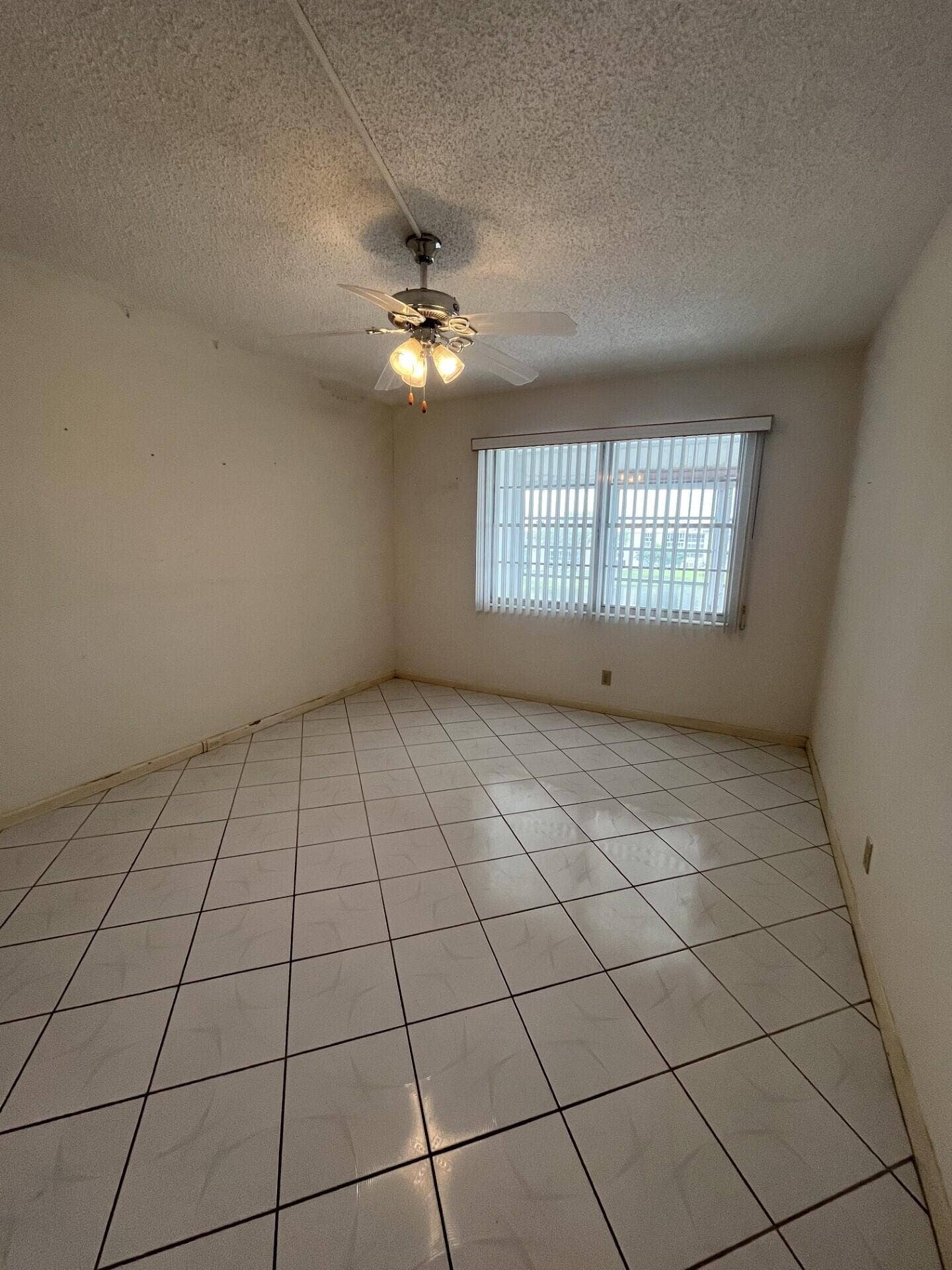 4006 FARNHAM N, #4006, Deerfield Beach, FL 33442 e62730b9-e02e-4858-bb80-a9c73d856ec4