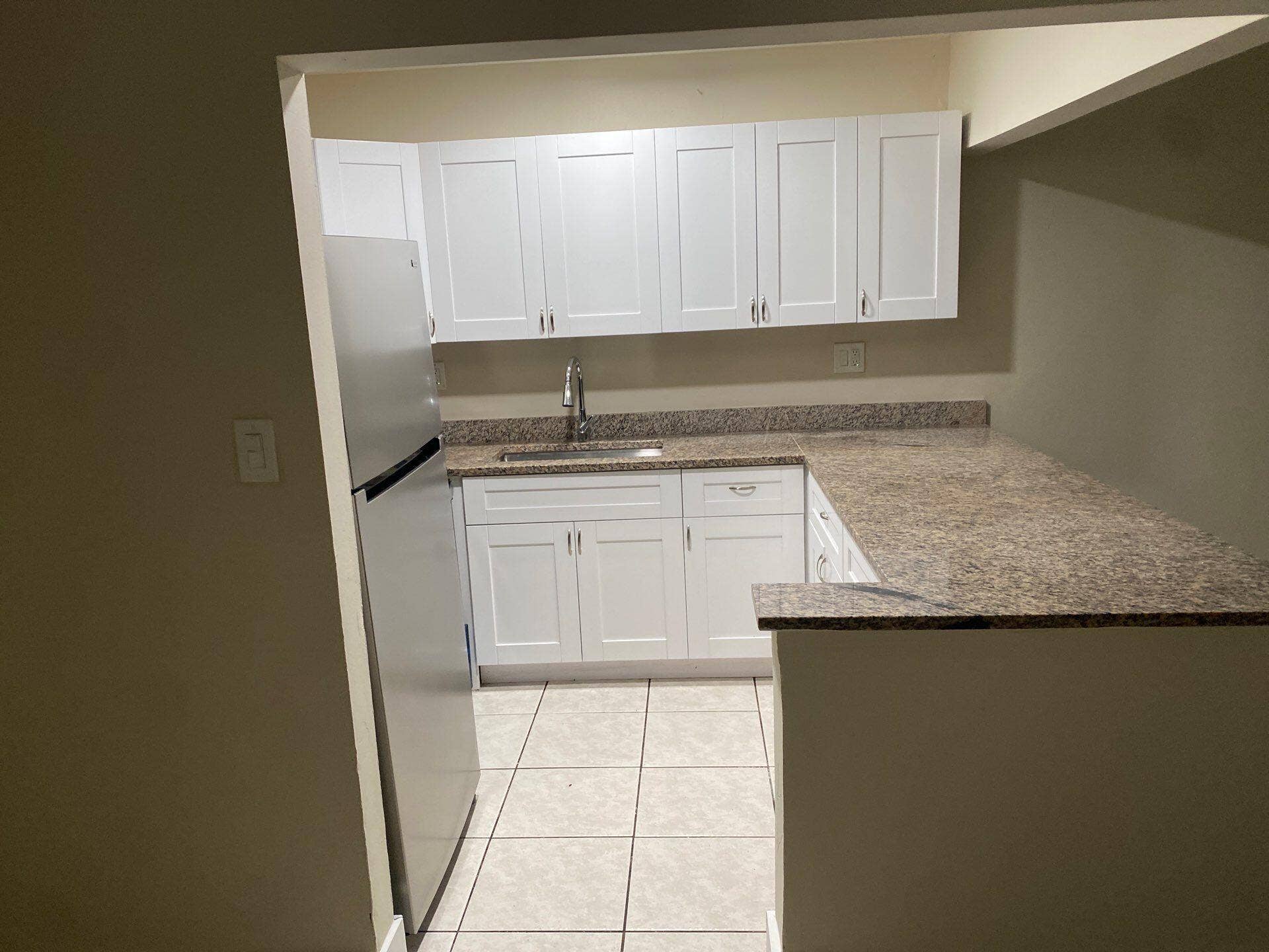 207-206 kitchen